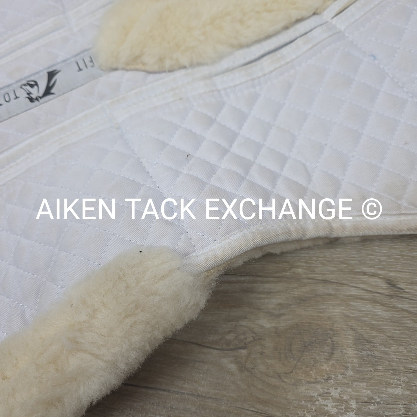 Total Saddle Fit Sheepskin Wither Freedom 6 Point Half Pad, M / L (Does Not come