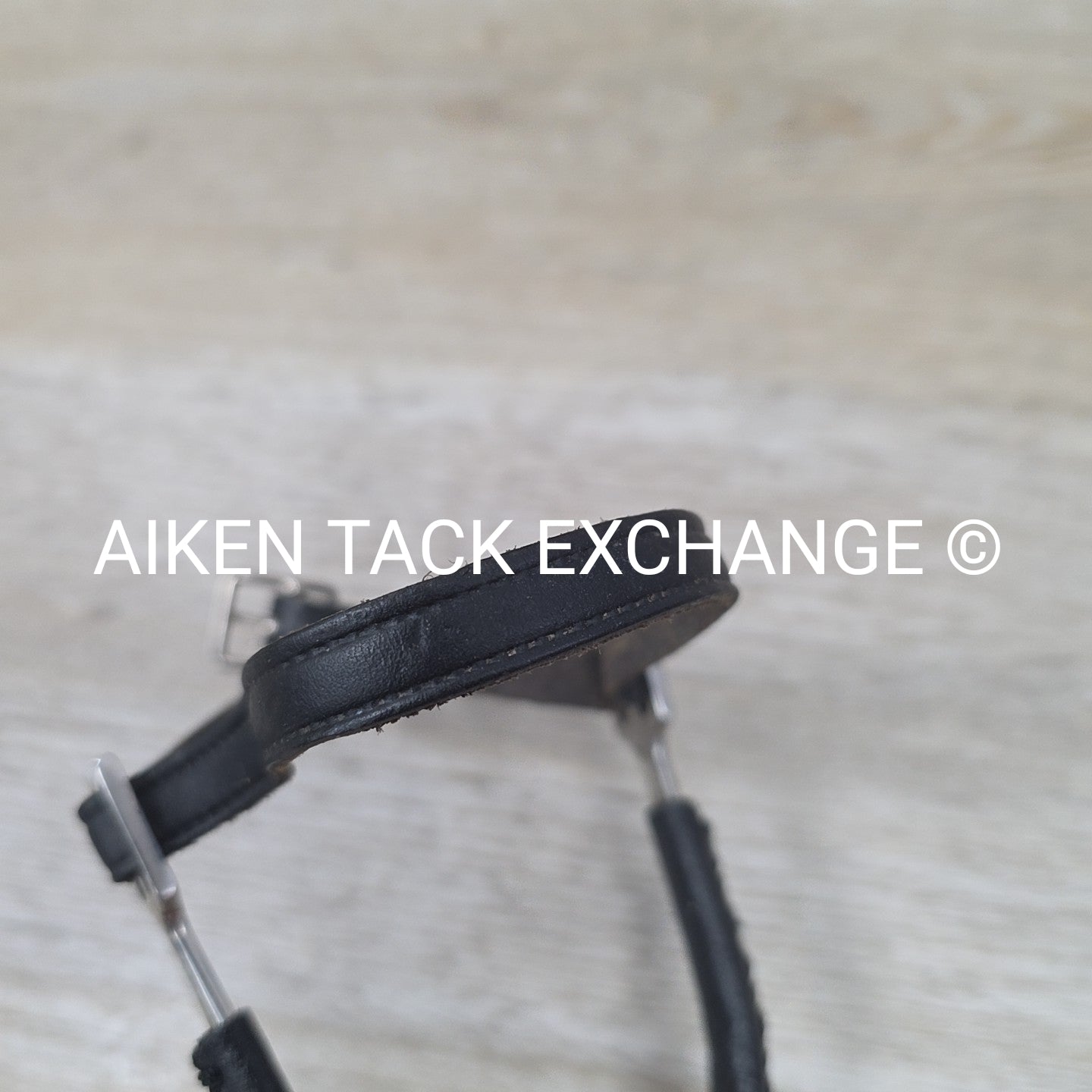 Leather Wrapped Short Neck Roller Spurs with Leather Spur Straps, 3/4' Neck