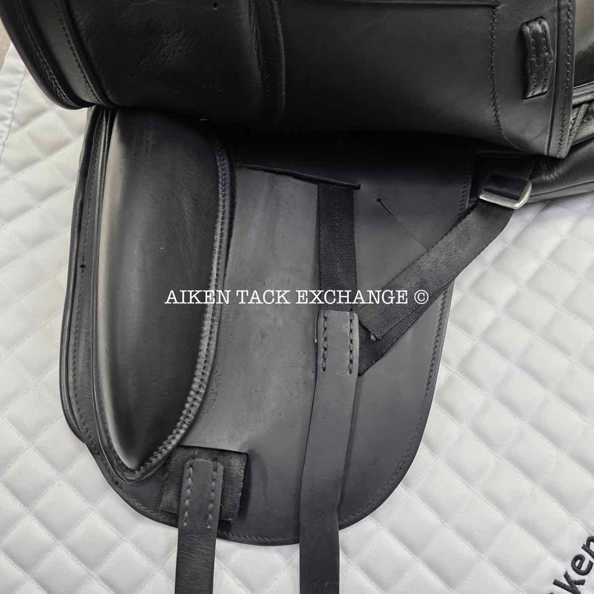 2010 Schleese Wave Dressage Saddle, 16.5" Seat, Adjustable AdapTree, Wool Flocked Panels