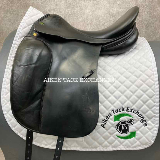 **SOLD** 2000 Prestige Dressage 2000 Saddle, 17.5" Seat, 34 Tree - Medium Wide, Wool Flocked Panels