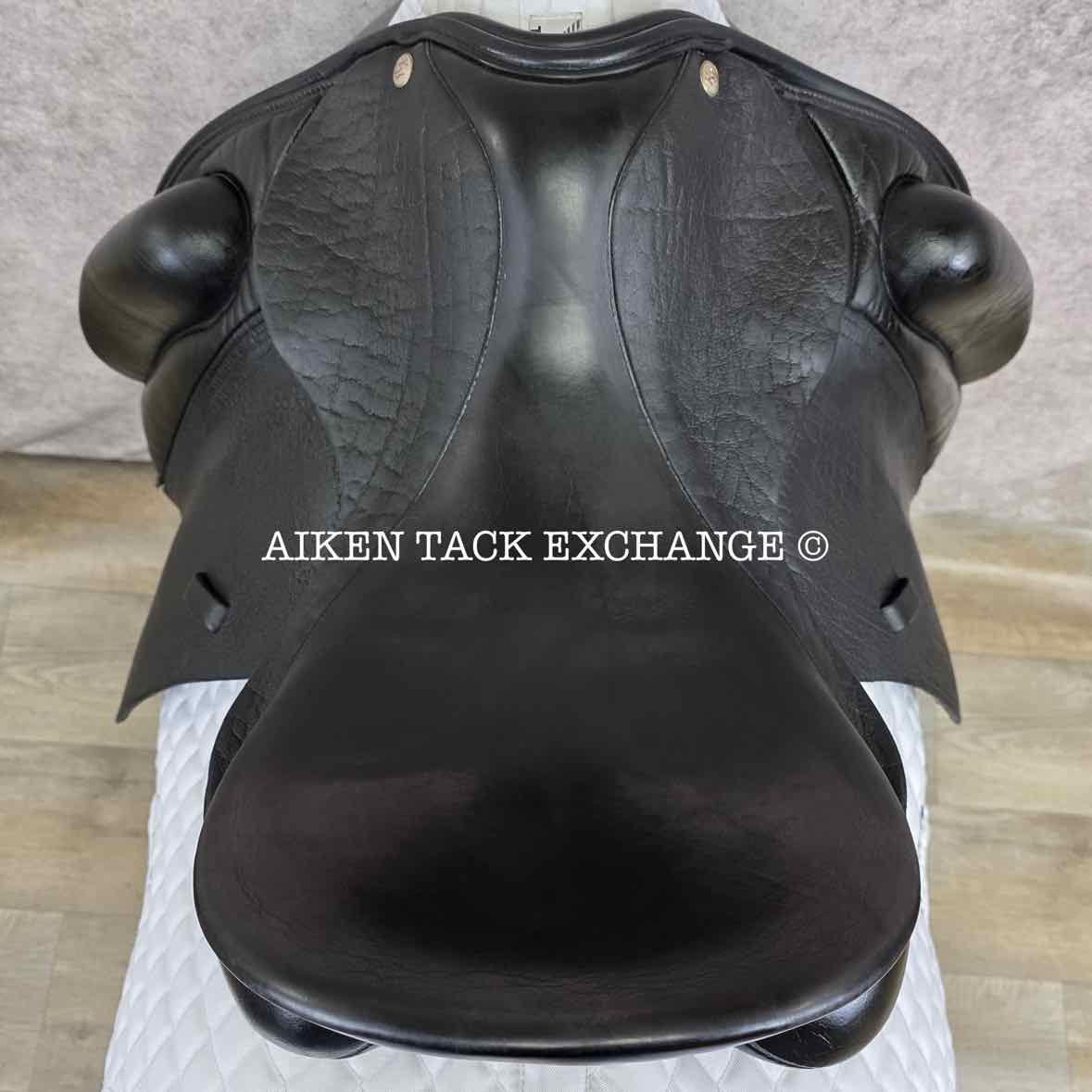 Kay Hastilow Kintbury Dressage Saddle, 18" Seat, Extra Wide Tree, Wool Flocked Panels
