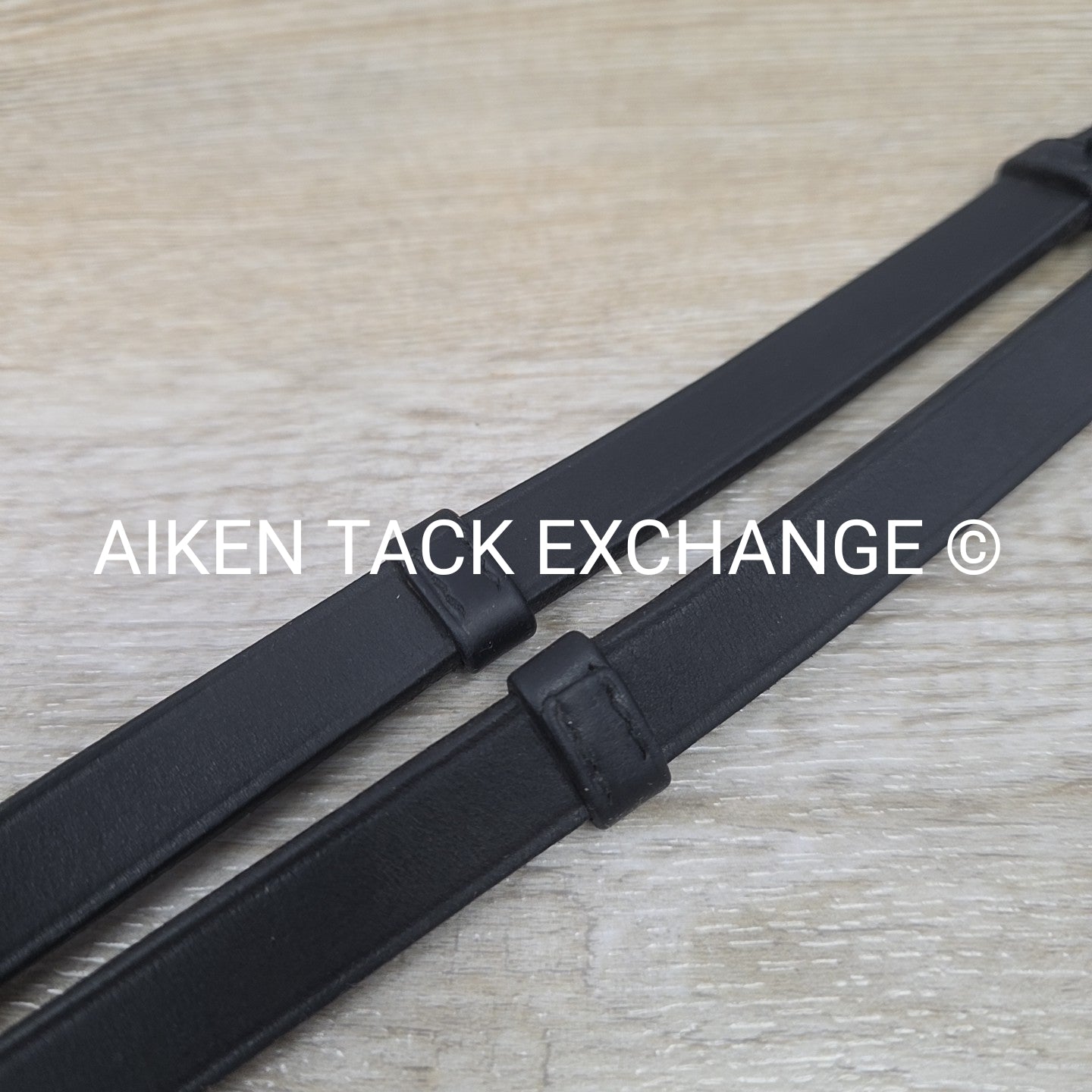 Vespucci Leather Reins with Hand Stops, Black, 56"