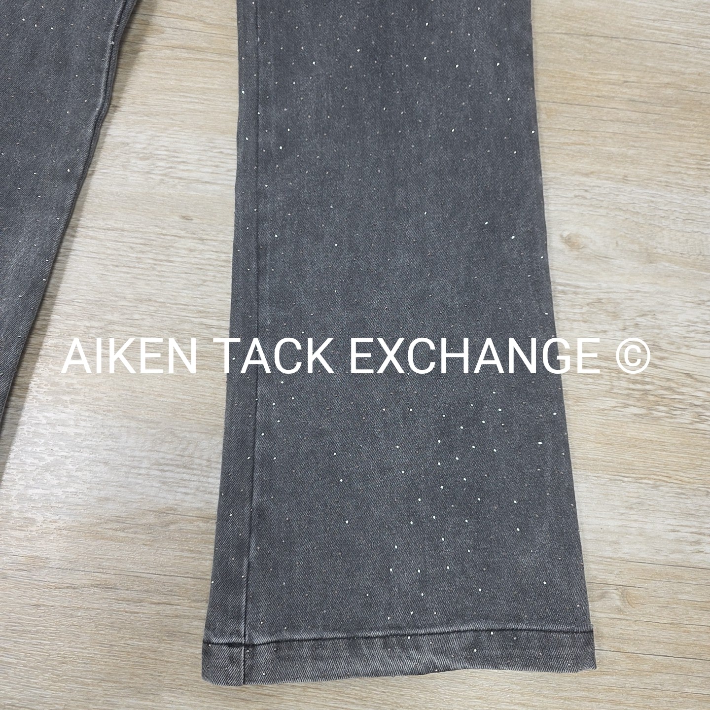 Skies Are Blue Elastic Waist Wide Leg Rhinestone Jeans, Women's Small