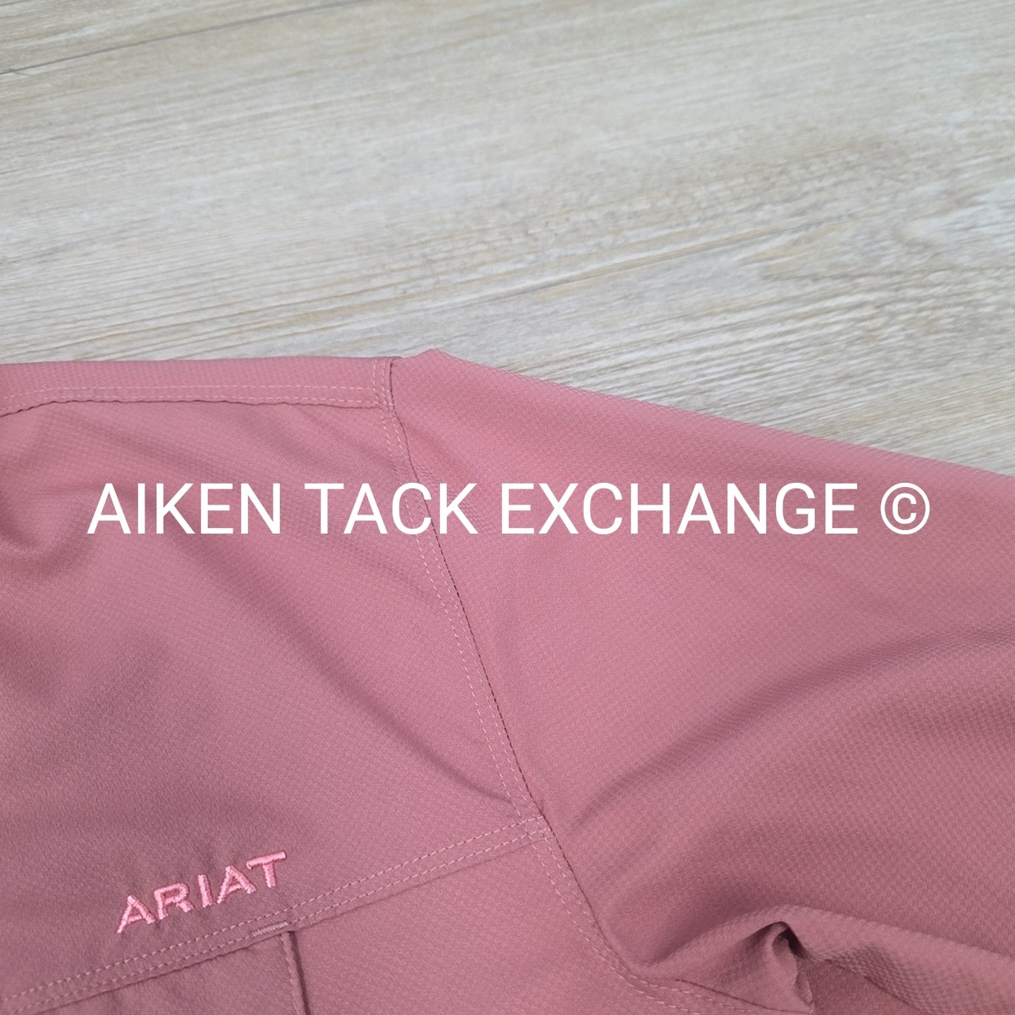 Ariat Outbound VenTEK Button Down Shirt, Women's Medium