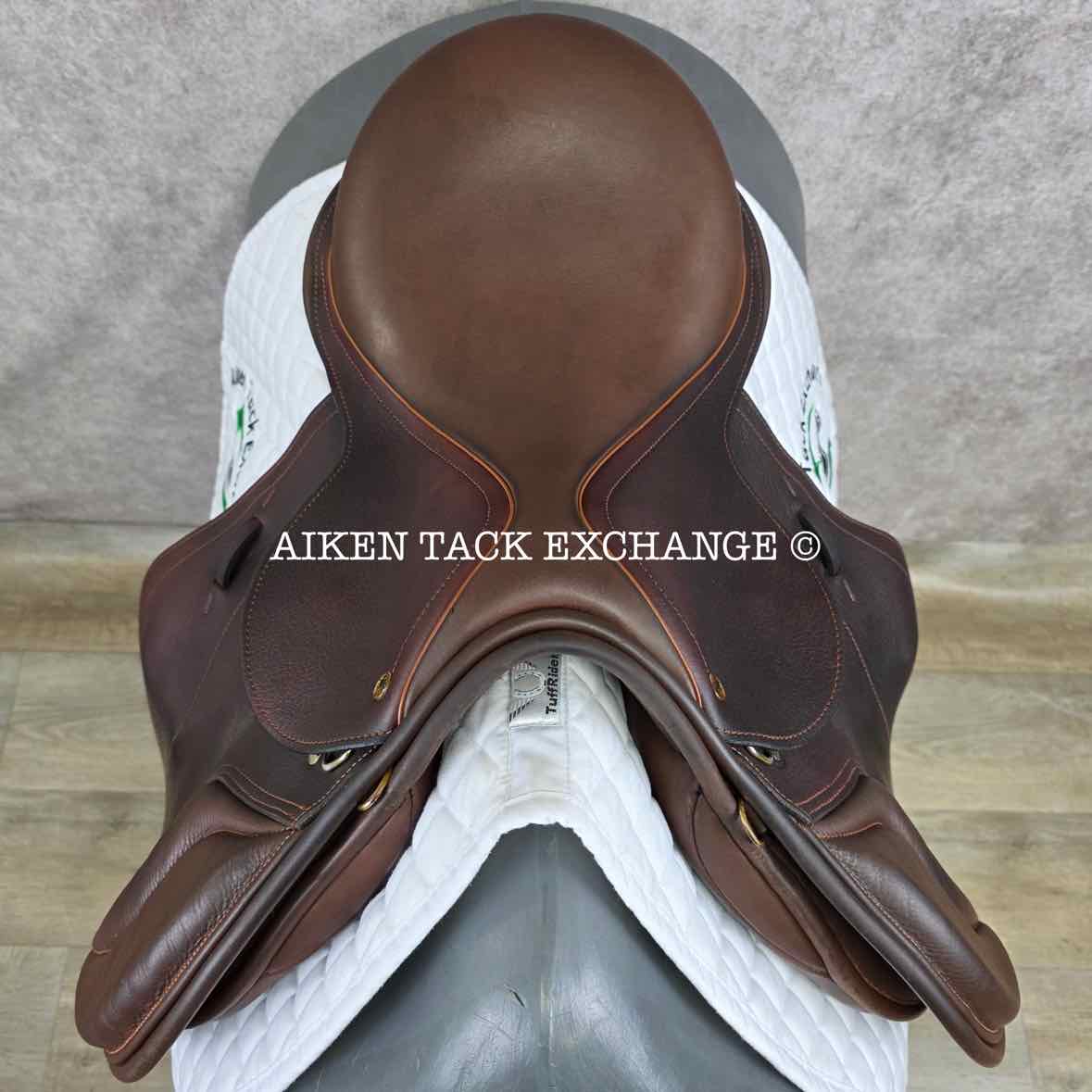 **SOLD** 2015 Black Country Wexford Jump Saddle, 16.5" Seat, Medium Tree, Wool Flocked Panels