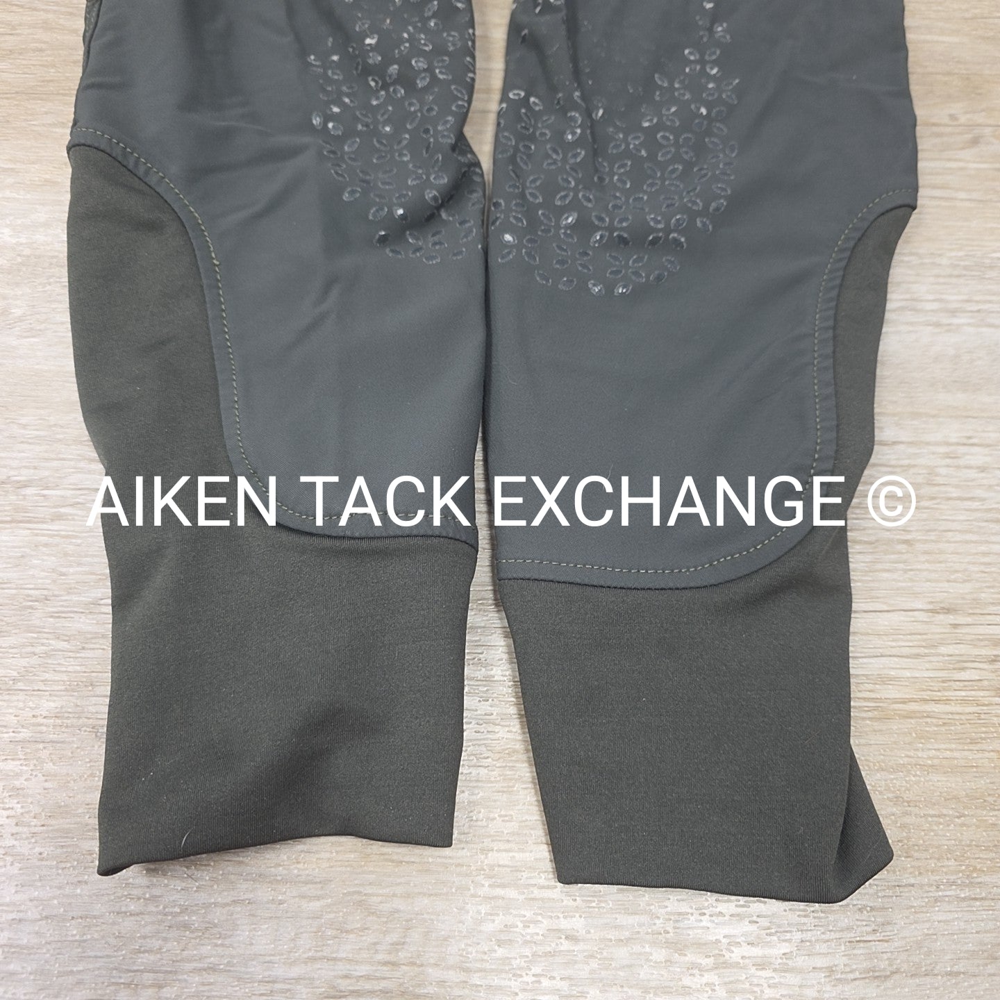 BARGAIN BUNDLE: 2 Pairs Dover Saddlery Knee Patch 26 & Ovation Knee Patch 28