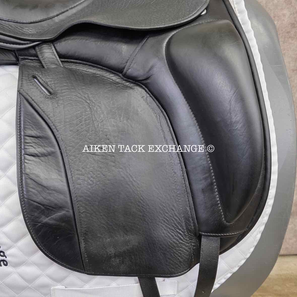Takt TSD-10 Monoflap Dressage Saddle, 17.5" Seat, Wide Tree, Wool Flocked Panels