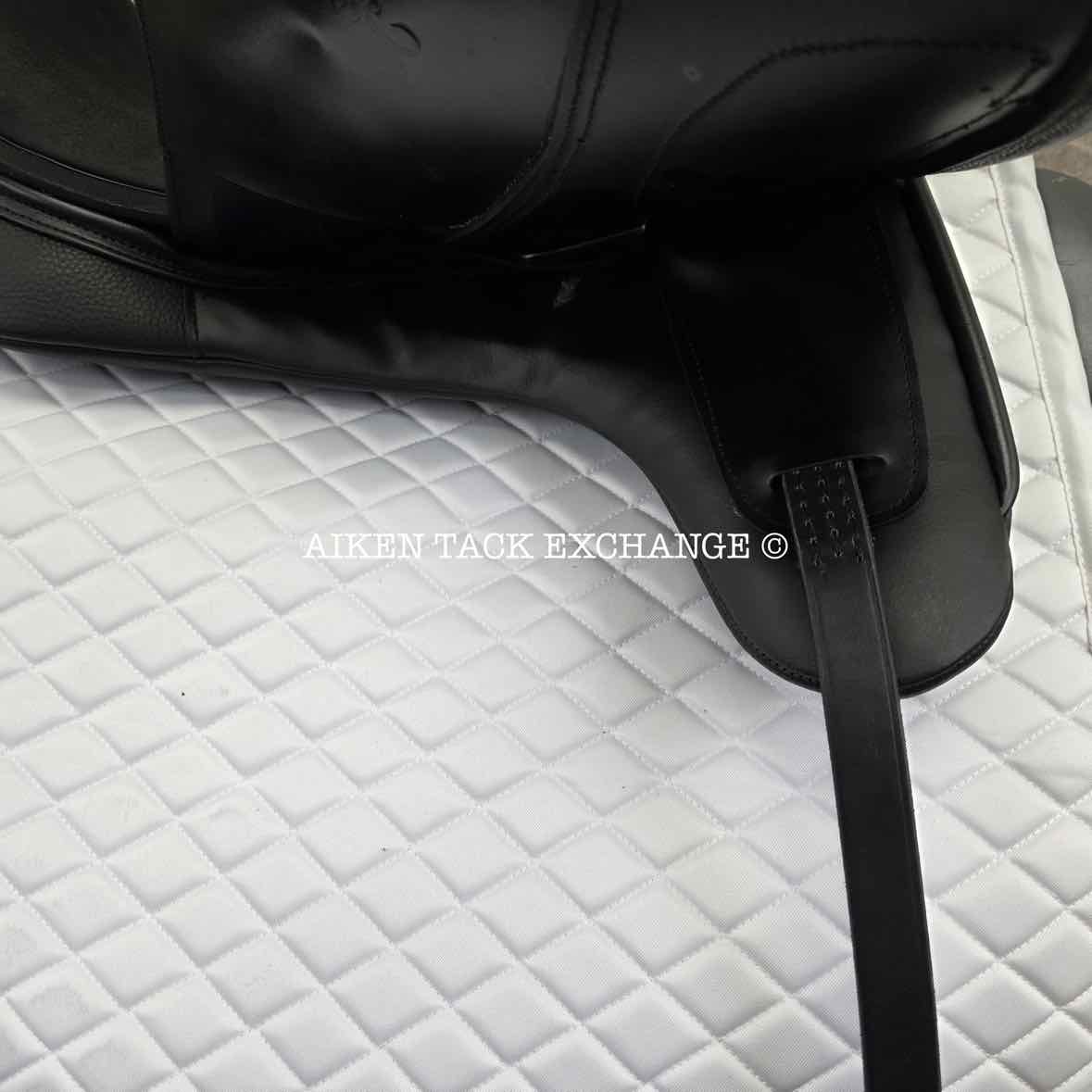 2025 Custom Saddlery Wolfgang Constanze 2 Monoflap Dressage Saddle, 17.5" Seat, Adjustable Tree, Wool Flocked Panels