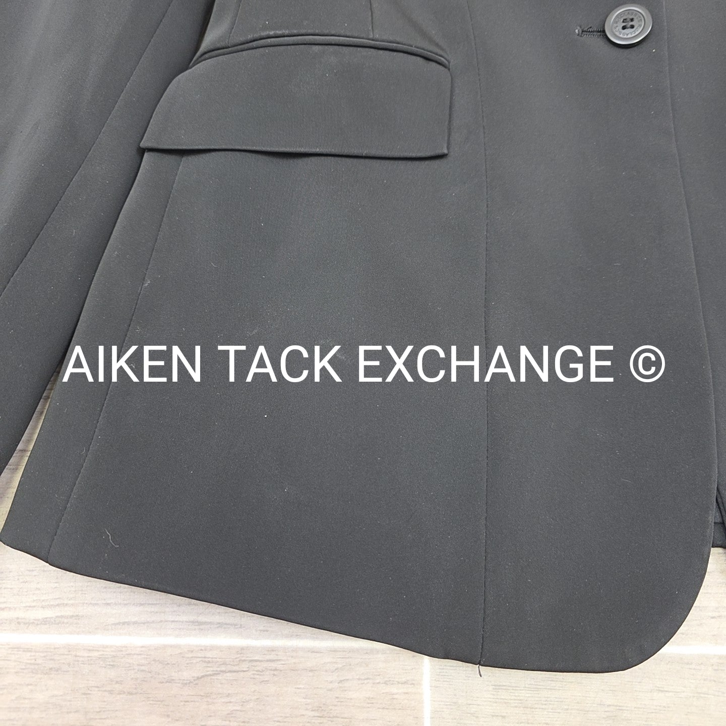 RJ Classics Xtreme Stretch Show Coat, Size 2 Long