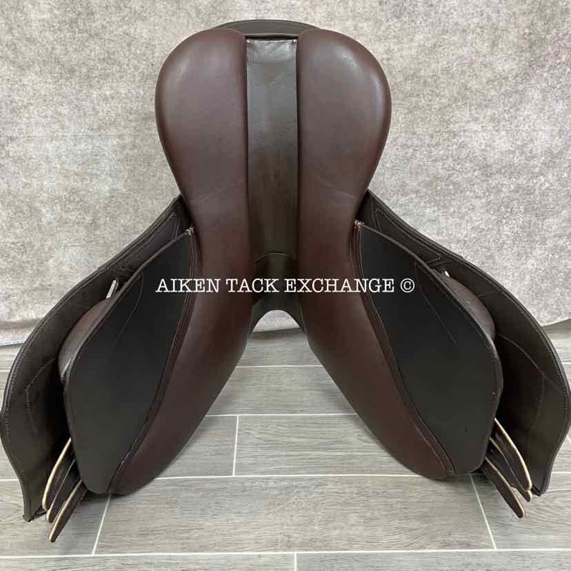 2021 Ovation San Diego Close Contact Jump Saddle, 18" Seat, Adjustable Tree - XCH Changeable Gullet, Foam Panels