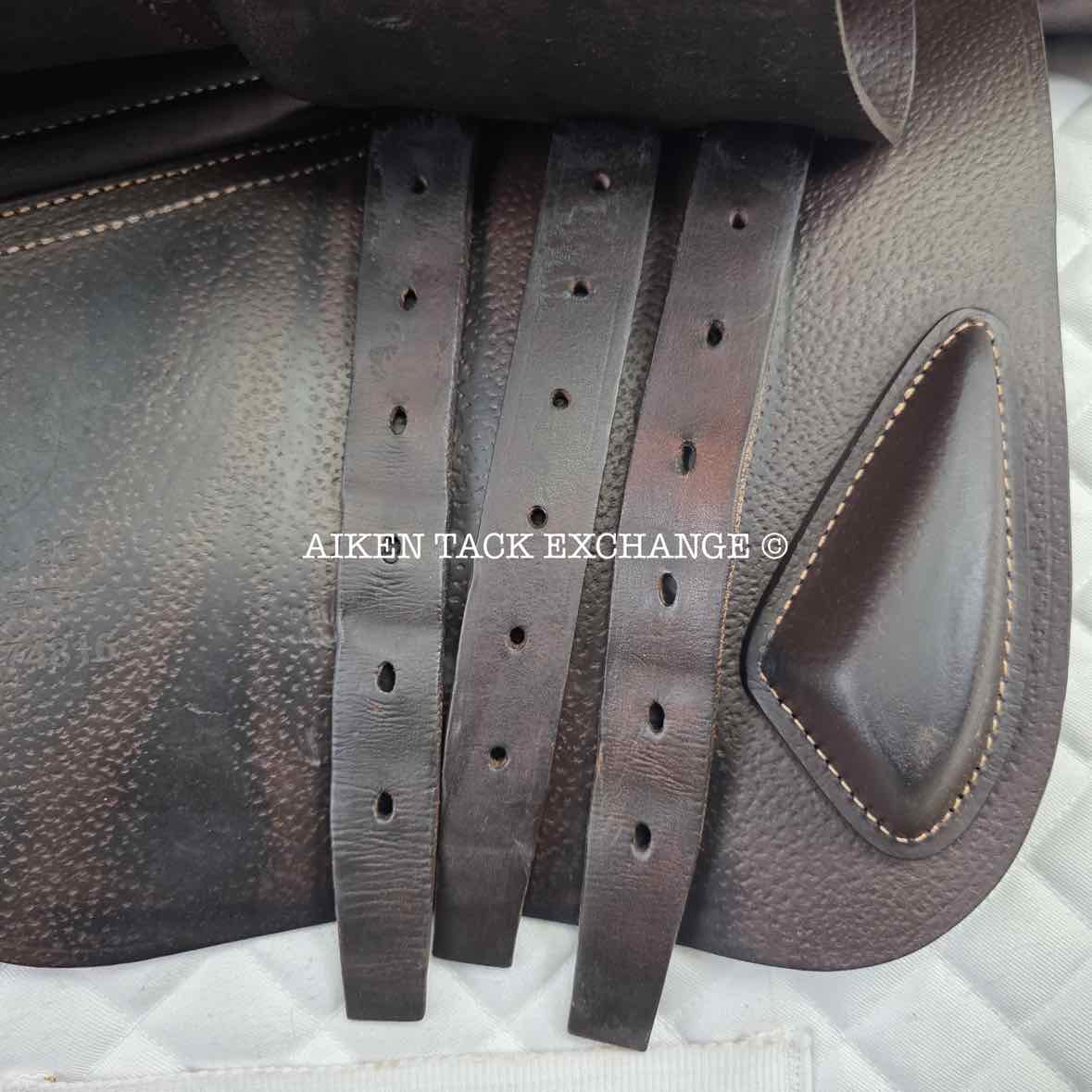 2019 CWD SE01 Close Contact Jump Saddle, 17" Seat, 3C Flap, Medium Tree, Foam Panels, Full Buffalo Leather