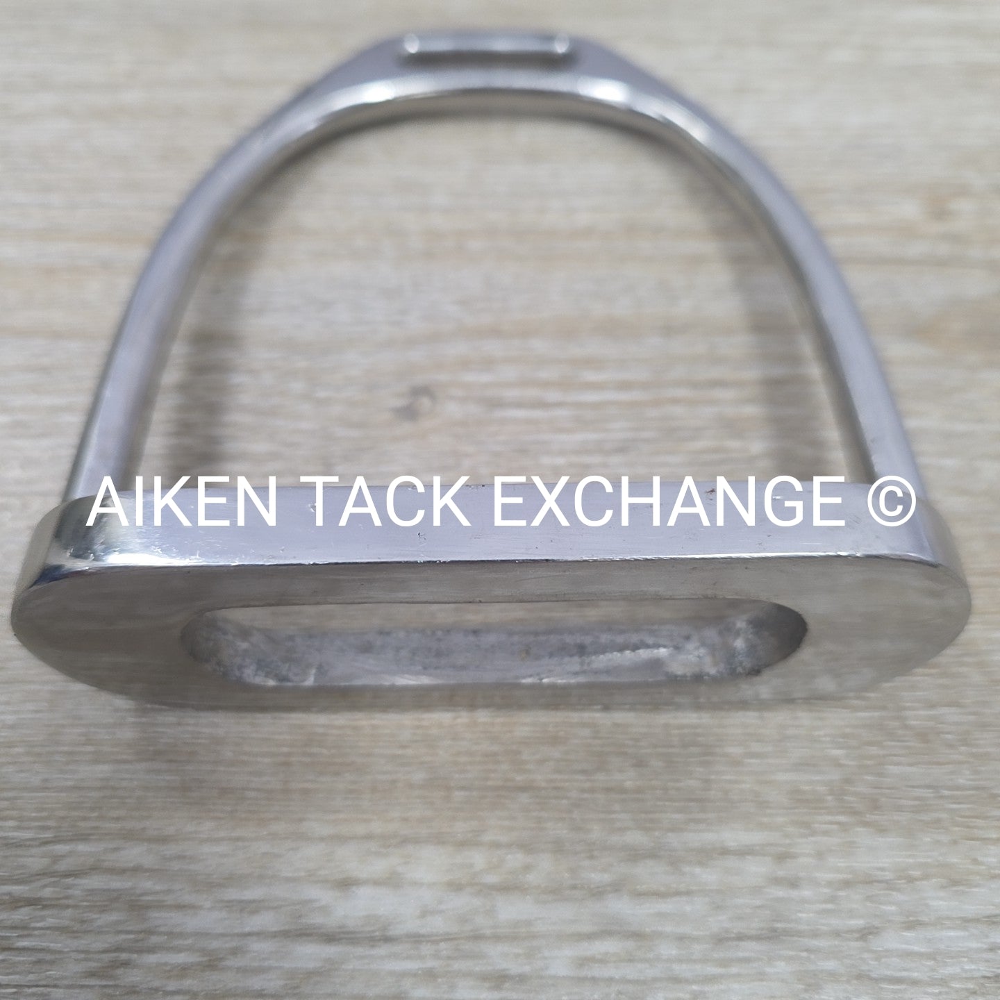 Fillis Stirrup Irons, Size 4.5" (No Pads)