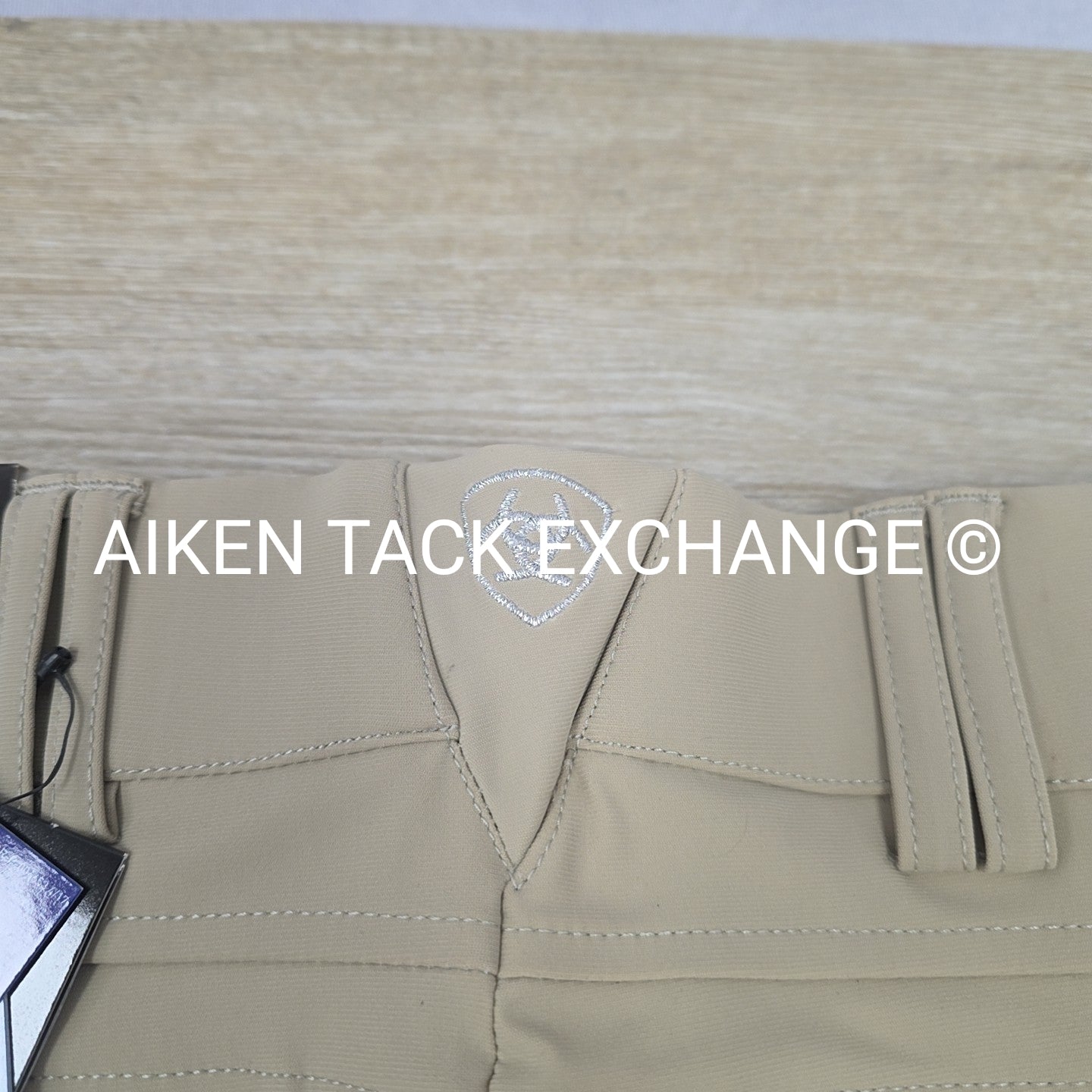 Ariat Tri Factor Silicone Grip Full Seat Breeches, Size 32 R