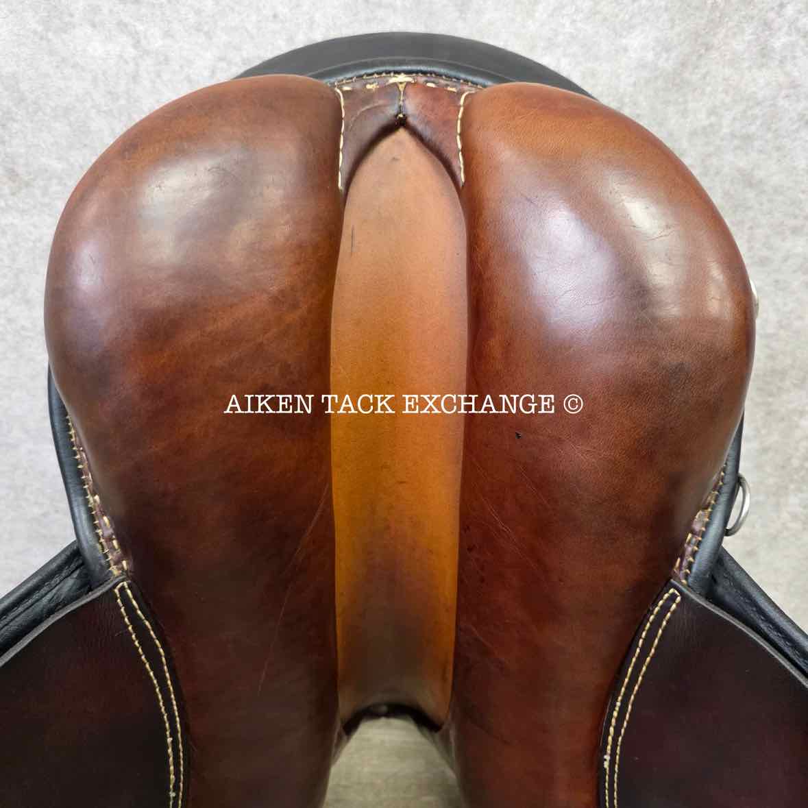Stubben Tristan Dressage Saddle, 18" Seat, 31.5cm Tree - Medium Wide, Wool Flocked Panels