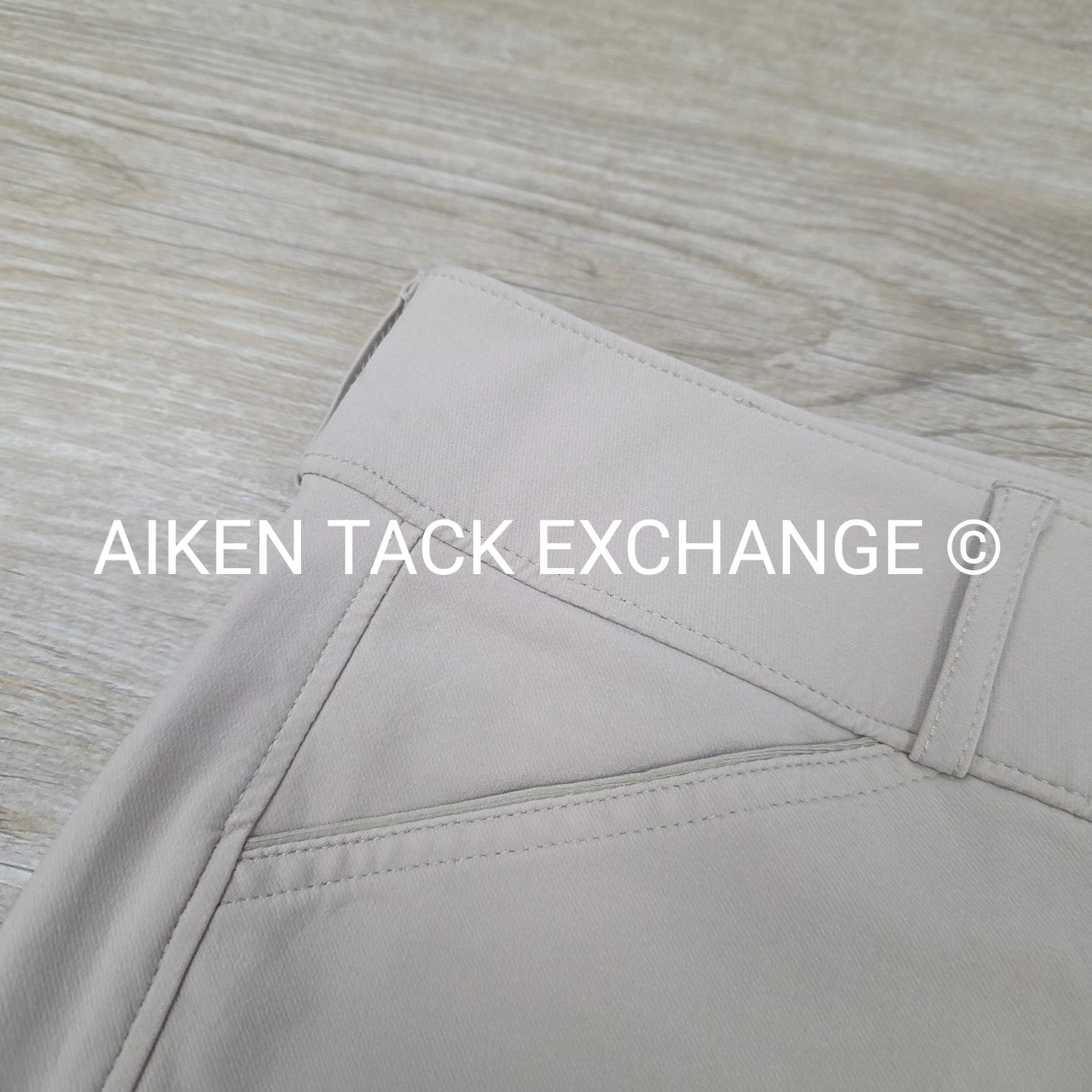 Equinavia Astrid Silicone Knee Patch Breeches, Women's 32 (has blemishes)