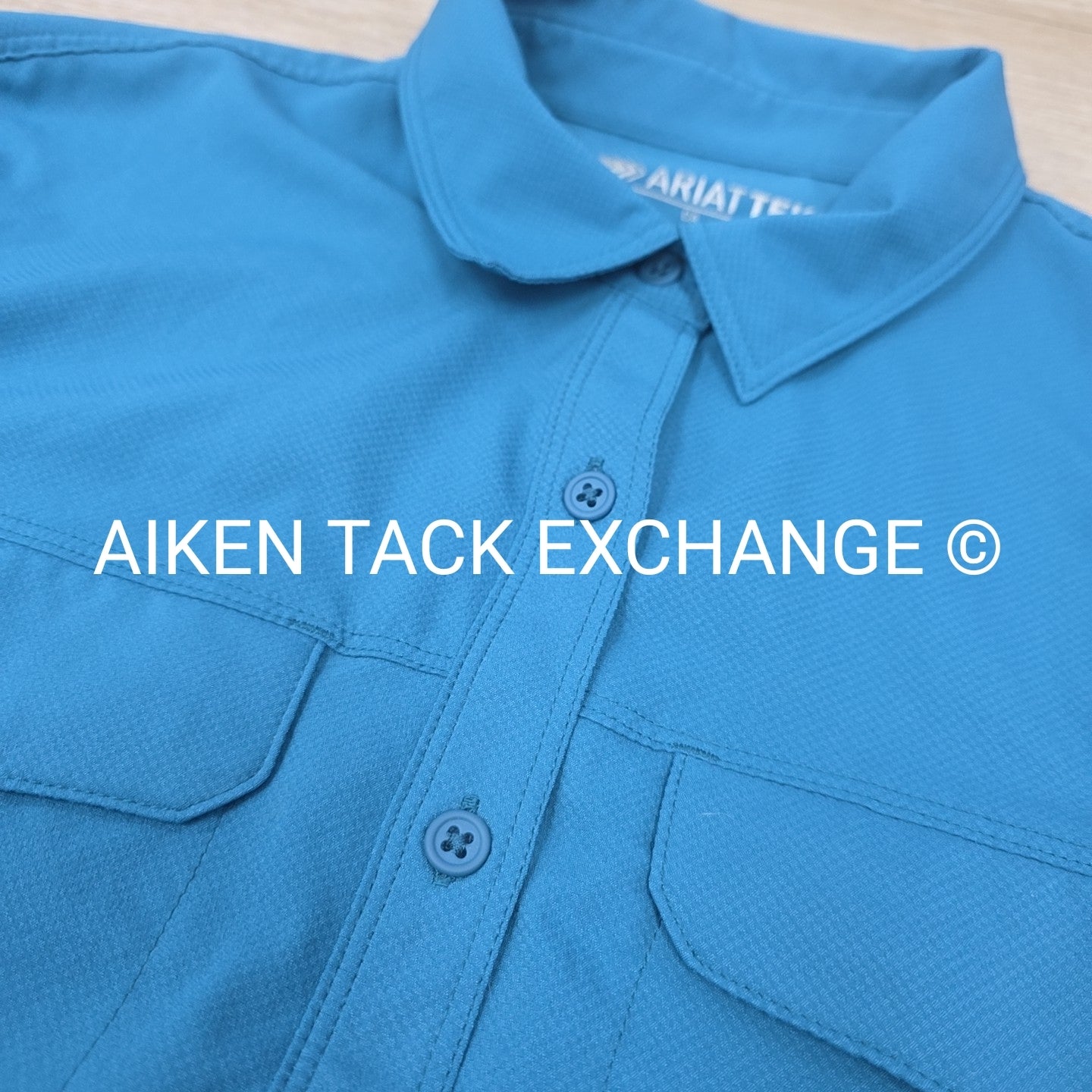 Ariat Outbound VenTEK Button Down Shirt, Women's Medium