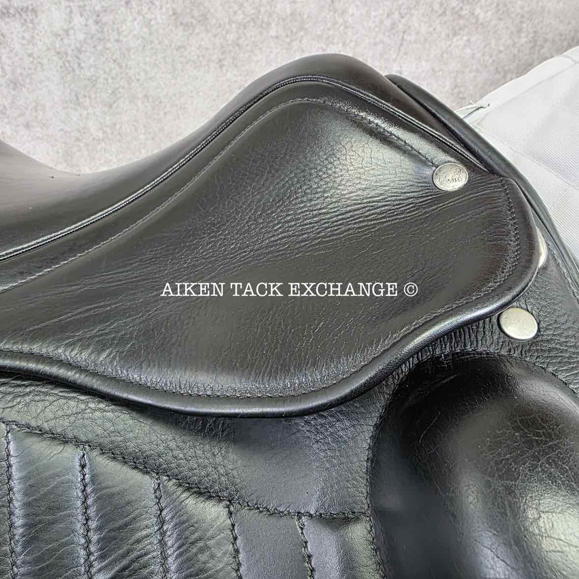 2011 Wise Equestrian Dutton RZ Monoflap Dressage Saddle, 17" Seat, Adjustable Tree - Changeable Gullet, Foam Panels