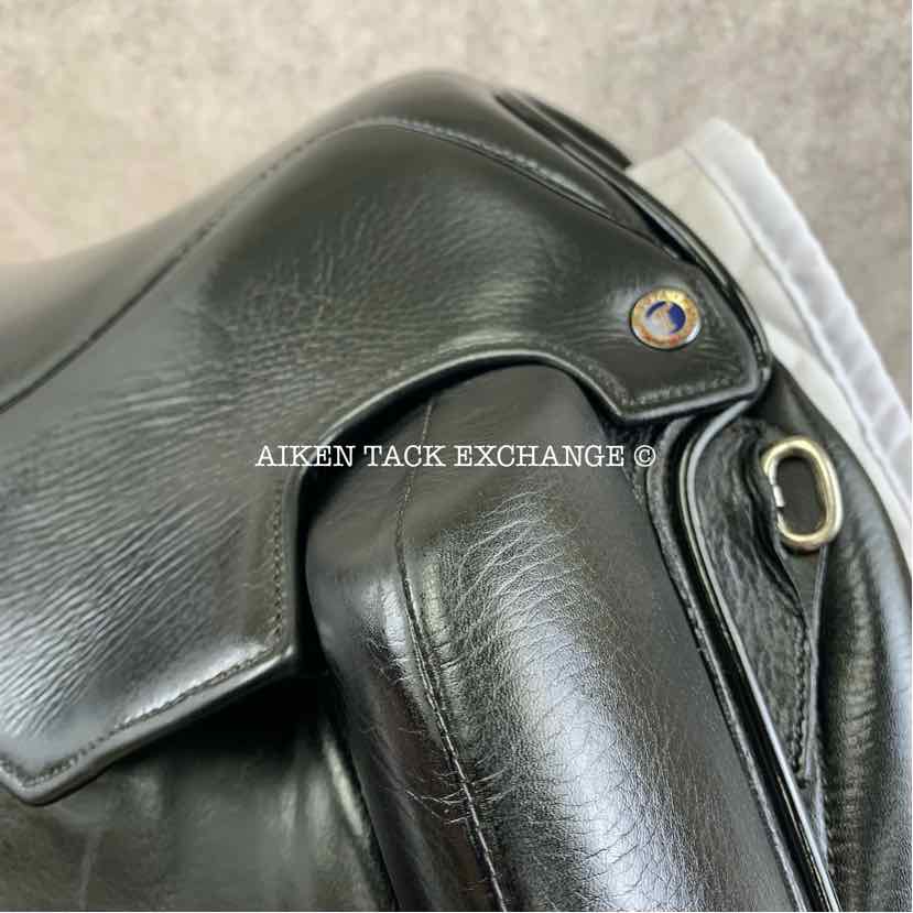 **SOLD** 2020 Tota Freedom PRO 2 Monoflap Dressage Saddle, 19" Seat, Adjustable Tree, Wool Flocked Panels