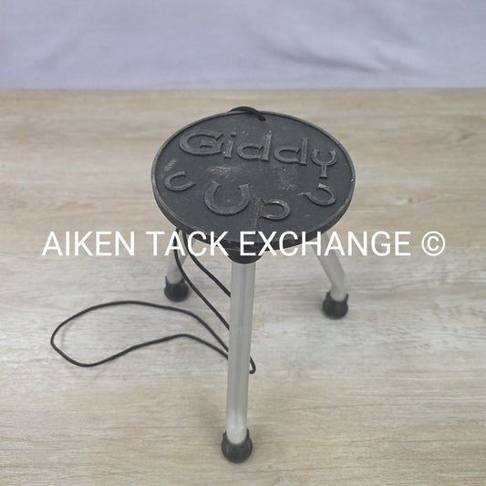 Giddy Up Portable Mounting Stool