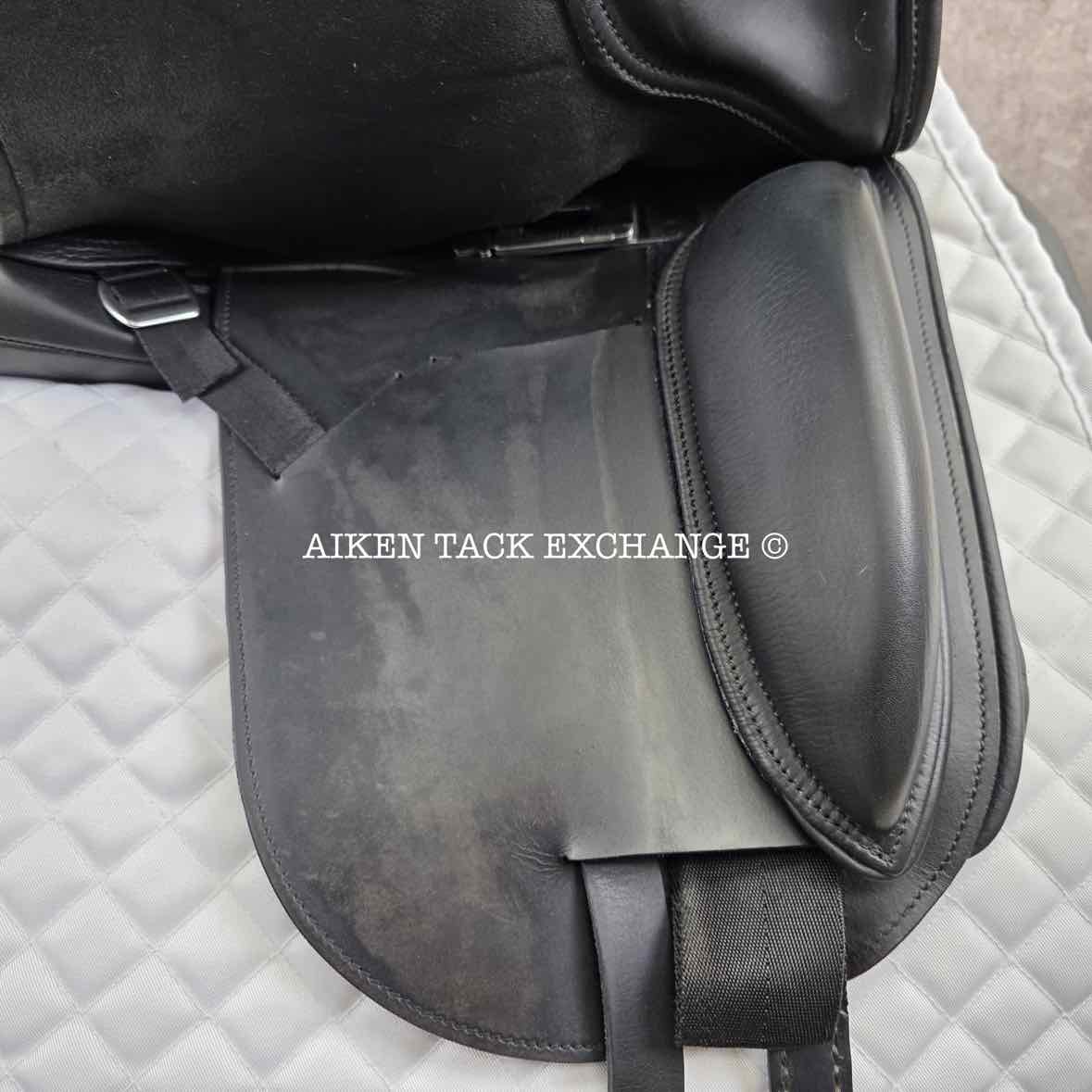 2000 Schleese CHB Dressage Saddle, 17.5" Seat, MW/W Tree, Wool Flocked Panels