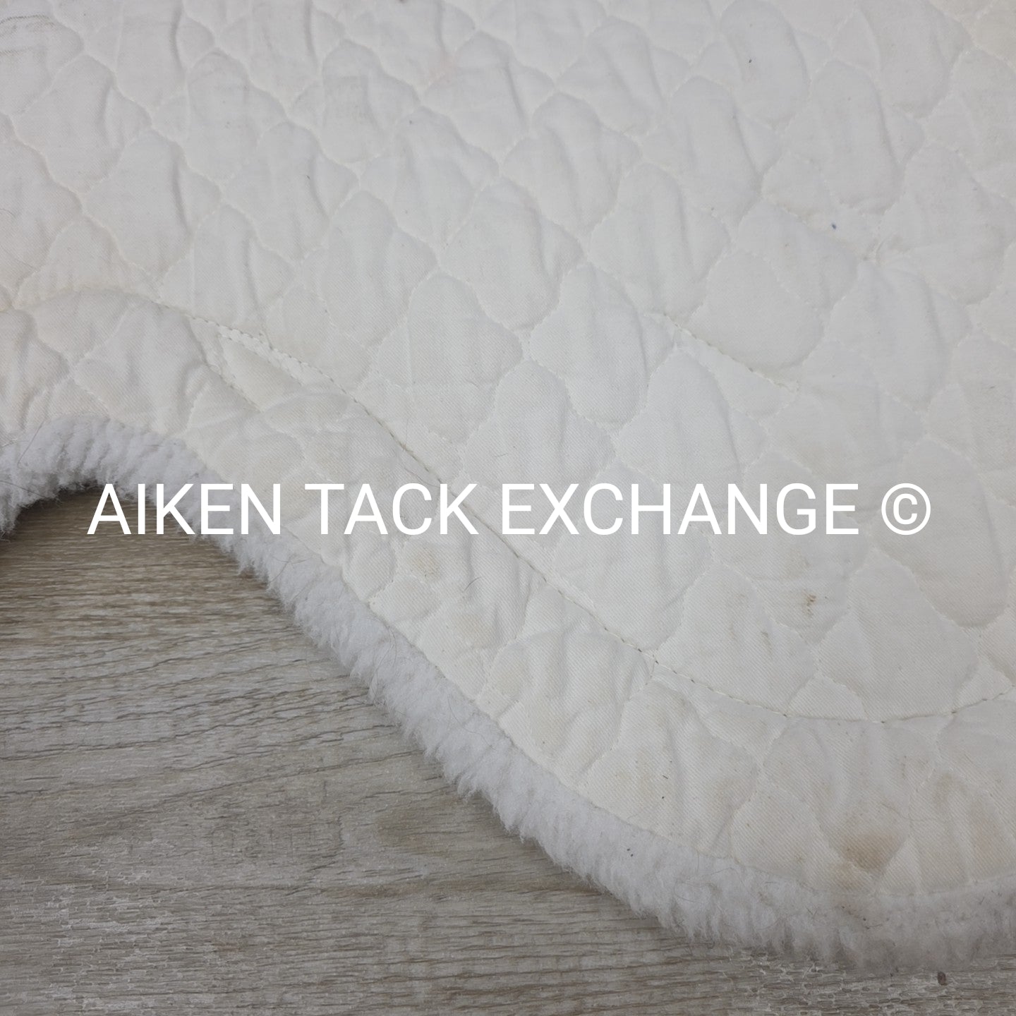 Toklat Medallion Contour Fleece Saddle Pad