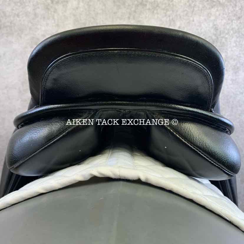 Anky Dressage Saddle, 17.5" Seat, Medium Tree, Wool Flocked Panels
