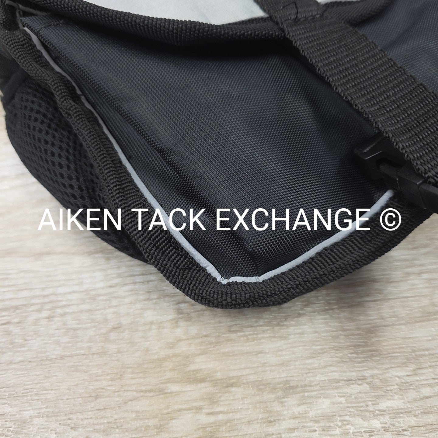 Majestic Ally Nylon Insulated Multi-Compartment Saddle Bag for Horn