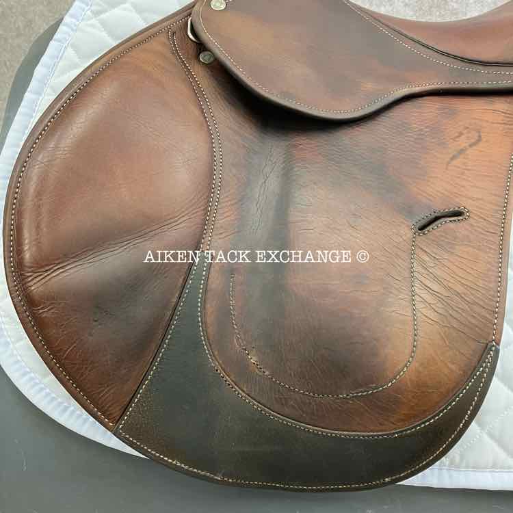 2011 Antares Close Contact Jump Saddle, 16.5" Seat, 1D Flap, Medium Wide Tree, Foam Panels, Buffalo Leather