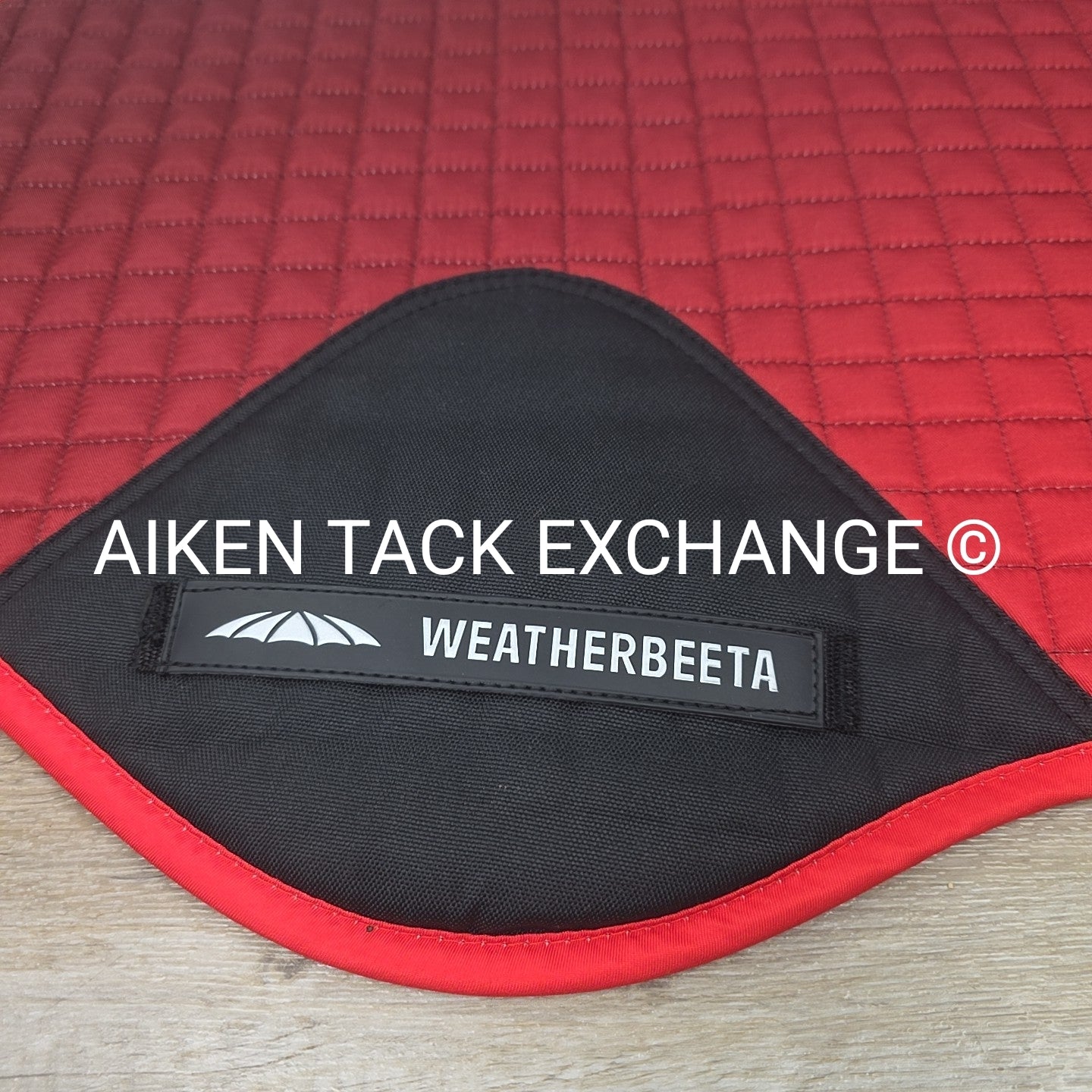 Weatherbeeta Prime Ombre Shaped Jump Pad, Size Full
