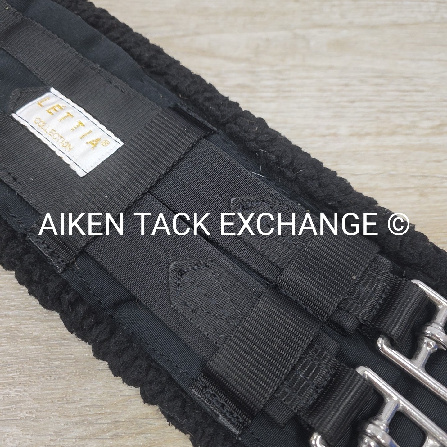 Lettia CoolMax Fleece Girth, Black, 22"