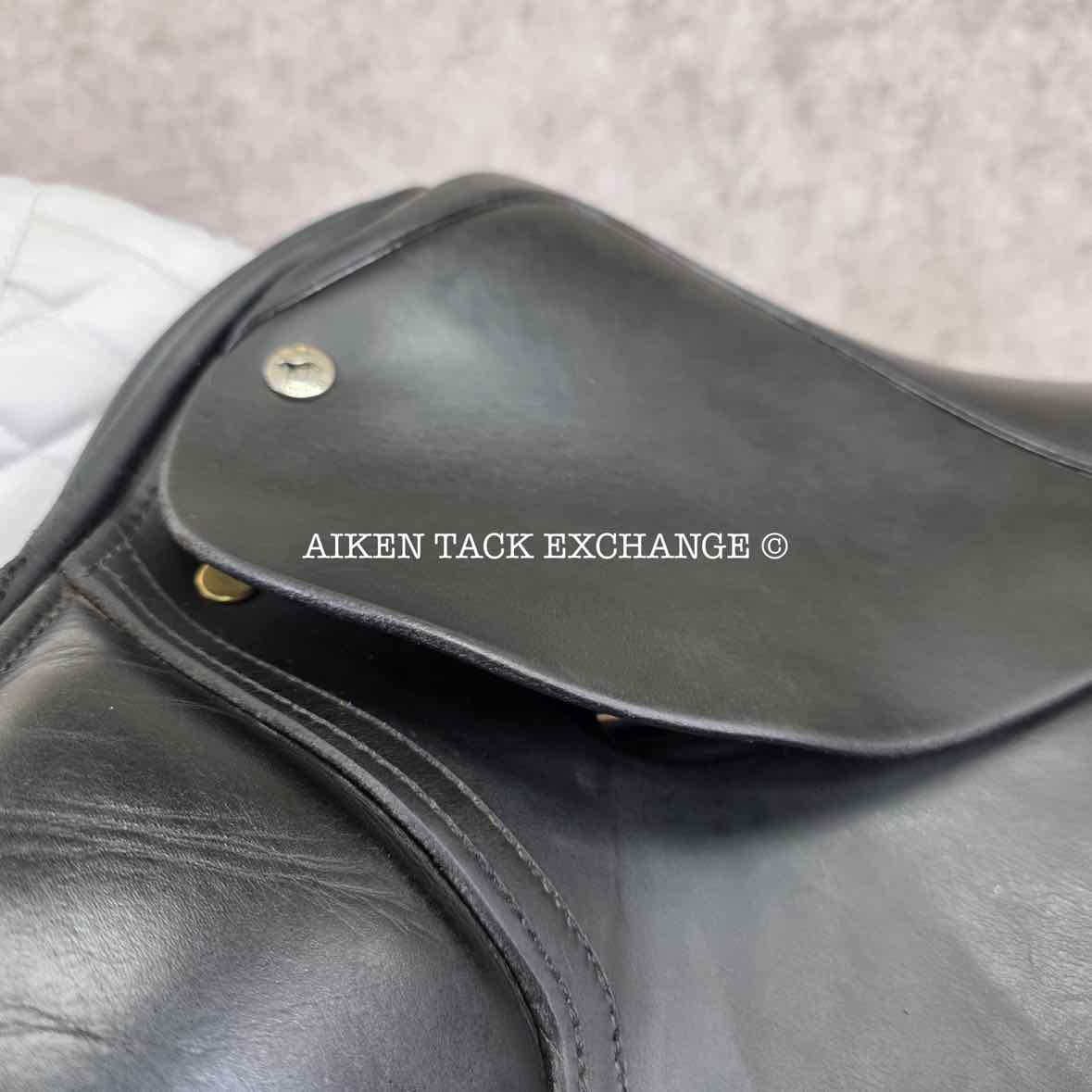 2007 Black Country Eloquence Dressage Saddle, 17.5" Seat, Medium Wide Tree, Wool Flocked Panels