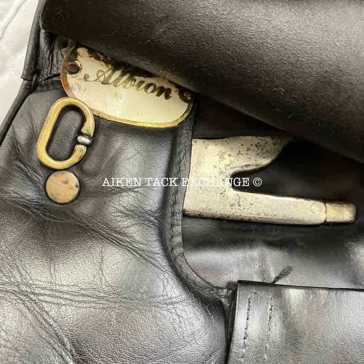 Albion Style Dressage Saddle, 18" Seat, Medium Tree, Wool Flocked Panels