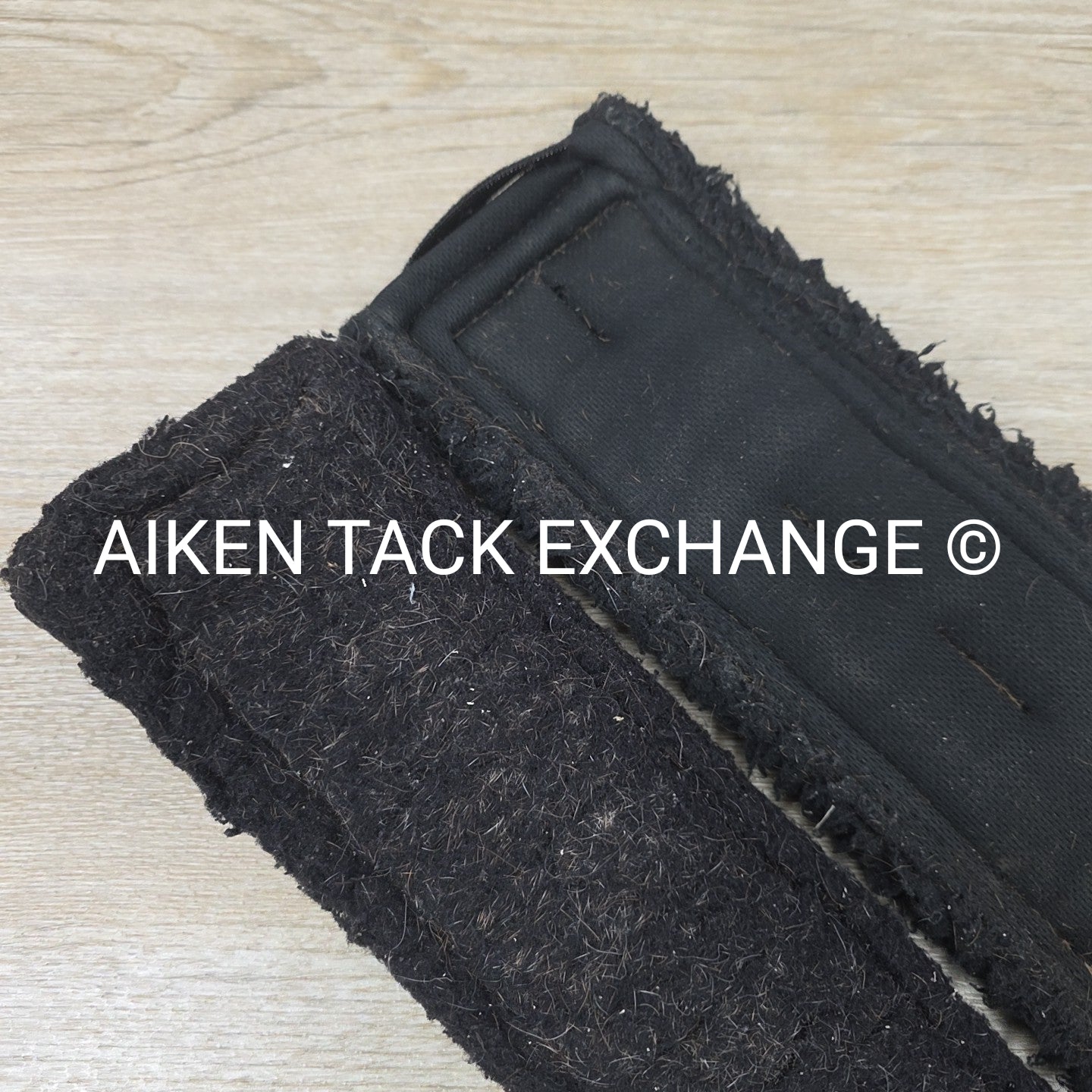 BARGAIN BUNDLE: HFP & Ovation Fleece Dressage Girths, Black, 28"