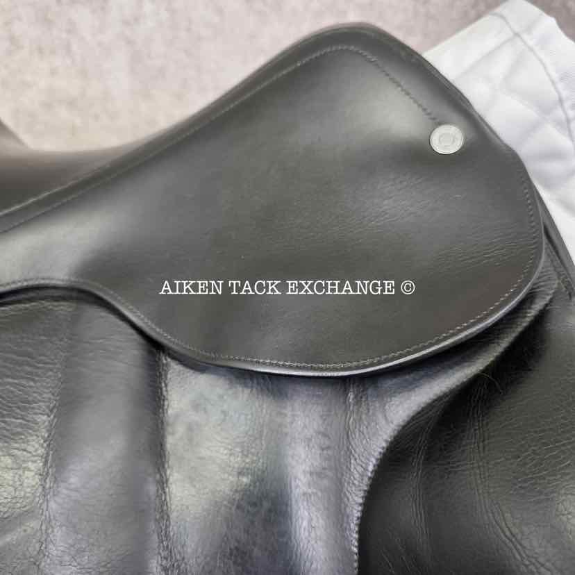 **SOLD** Hermes Corlandus Monoflap Dressage Saddle, 17.5" Seat, Medium Wide Tree, Foam Panels