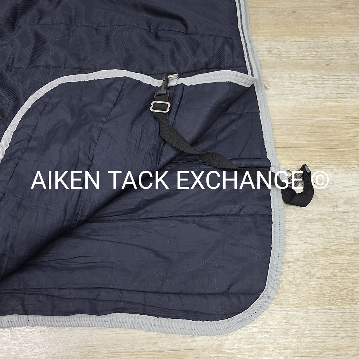 LeMieux Arika 100g fil Stable-Tek Rug, Size 81"