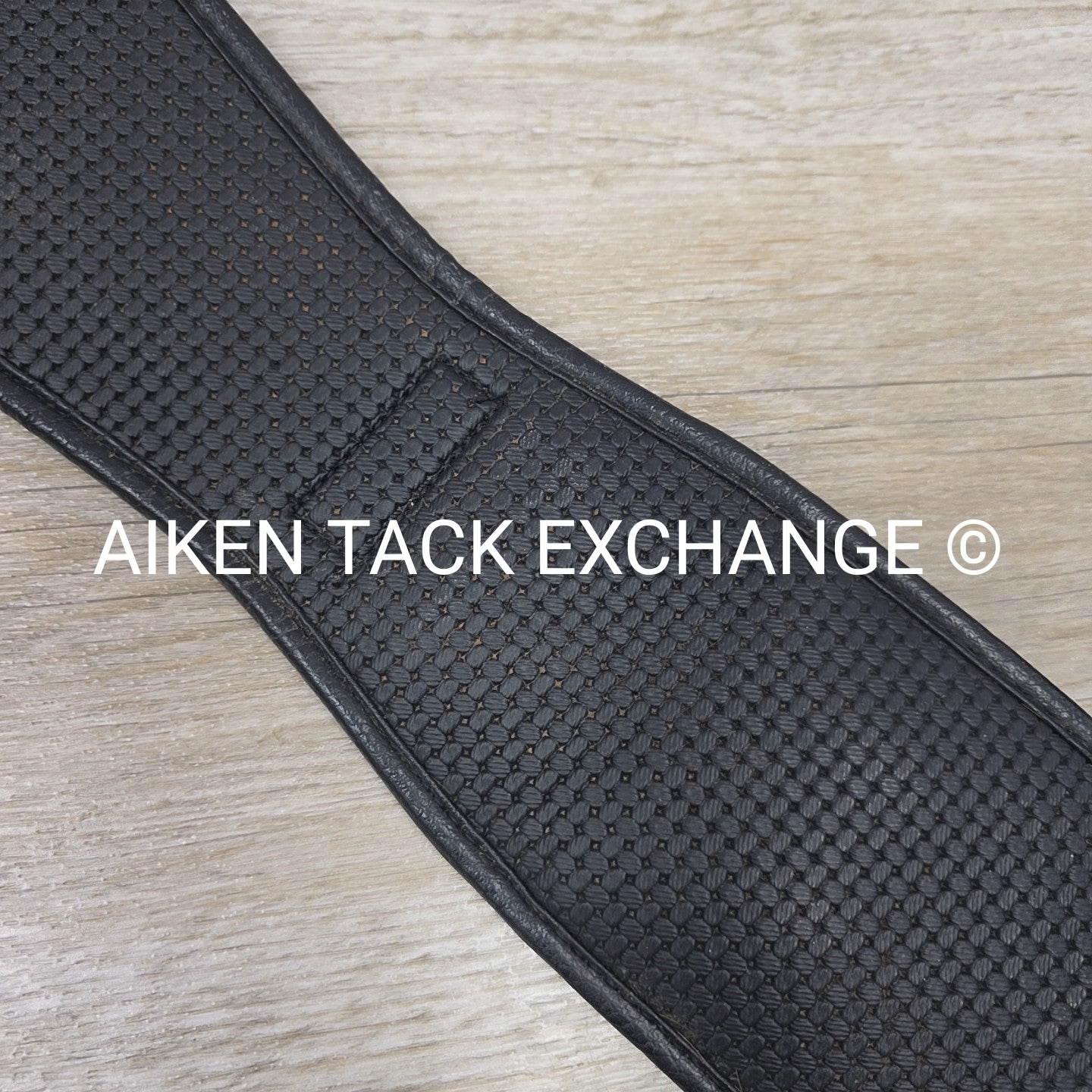 Ovation Airform Dressage Chafeless Girth, Black, 28"