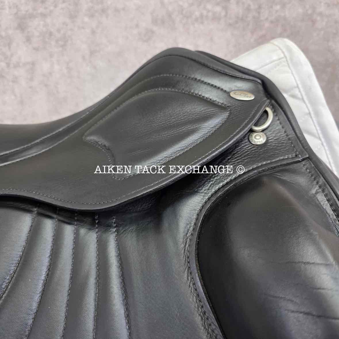 2020 Kentaur Ithaka AP Dressage Saddle, 18" Seat, Medium Wide Tree, Wool Flocked Panels