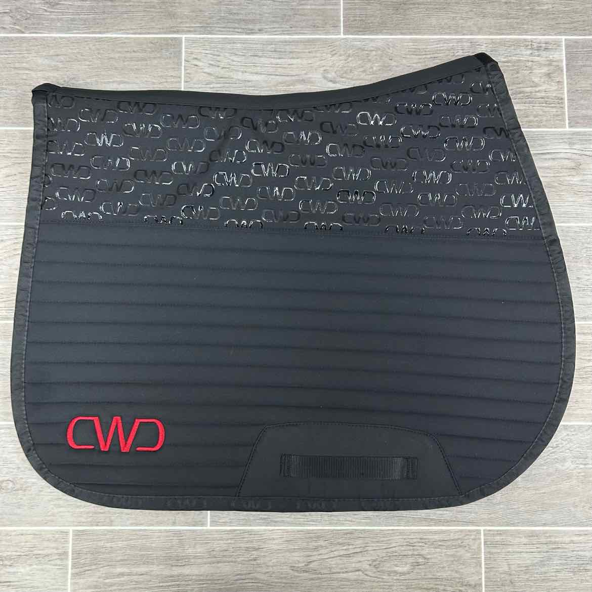 CWD Jumping Saddle Pad with Matching Ear Bonnet, Size Full