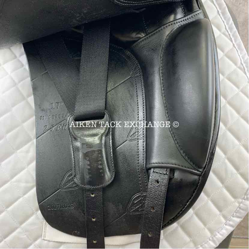 HDR Pro Buffalo Dressage Saddle, 17" Seat, Medium Wide Tree, Wool Flocked Panels
