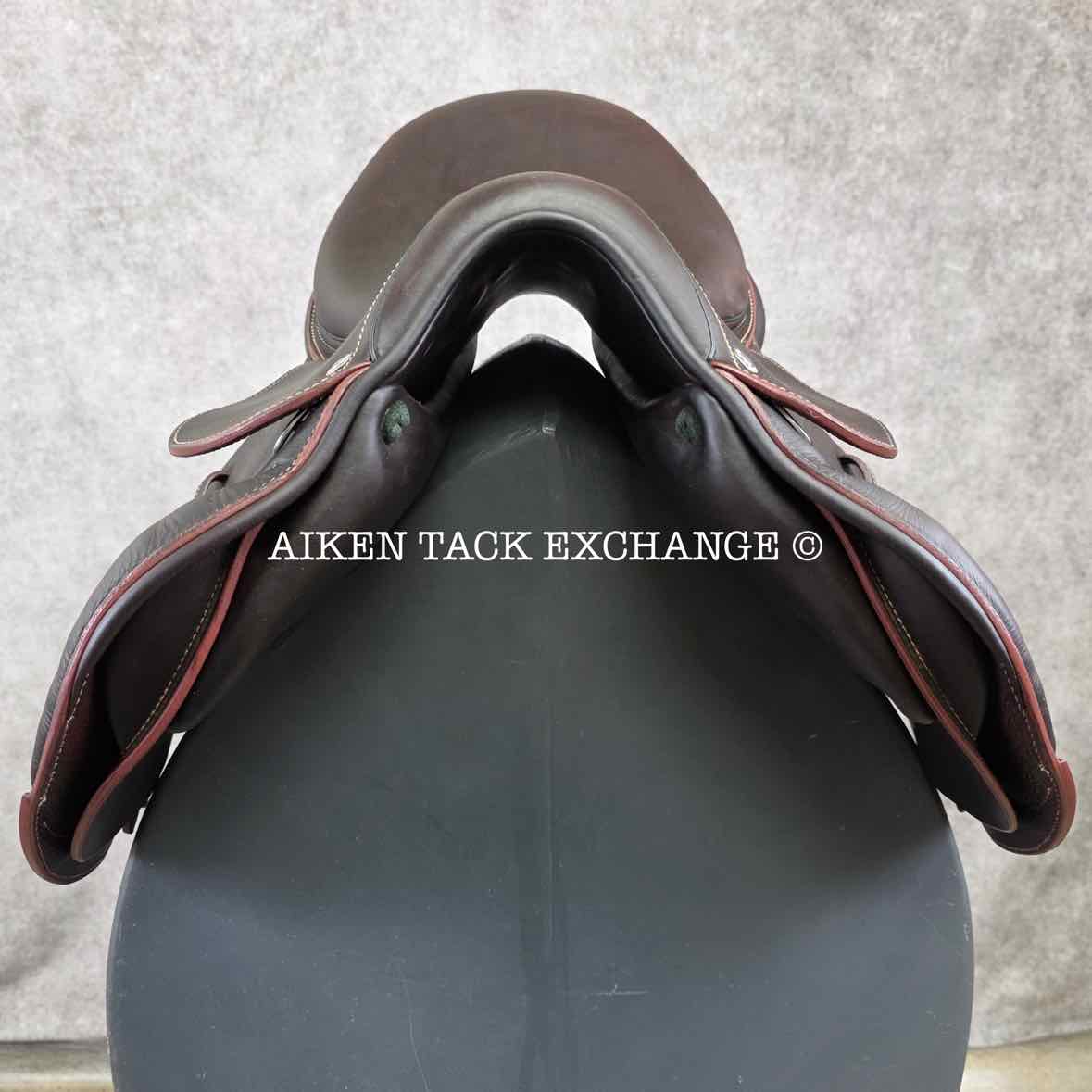 2022 Devoucoux Biarritz K Close Contact Jump Saddle, 15" Seat, 00K Flap, MW Tree, D3D Panels, Full Buffalo Leather