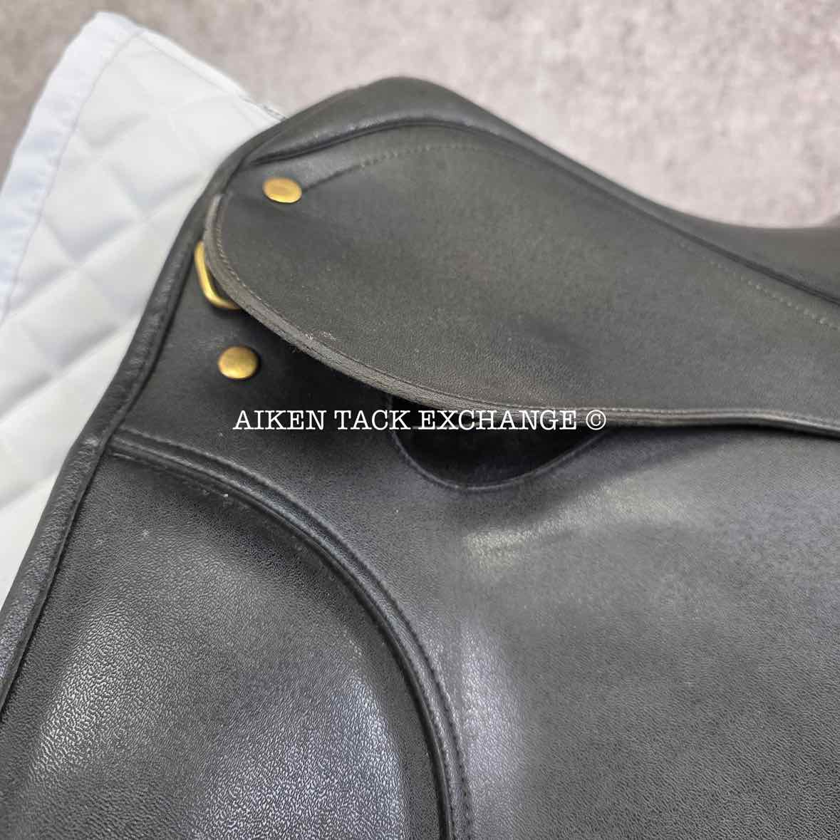 Wintec 500 Dressage Saddle, 17.5" Seat, Adjustable Tree - Changeable Gullet, CAIR Panels