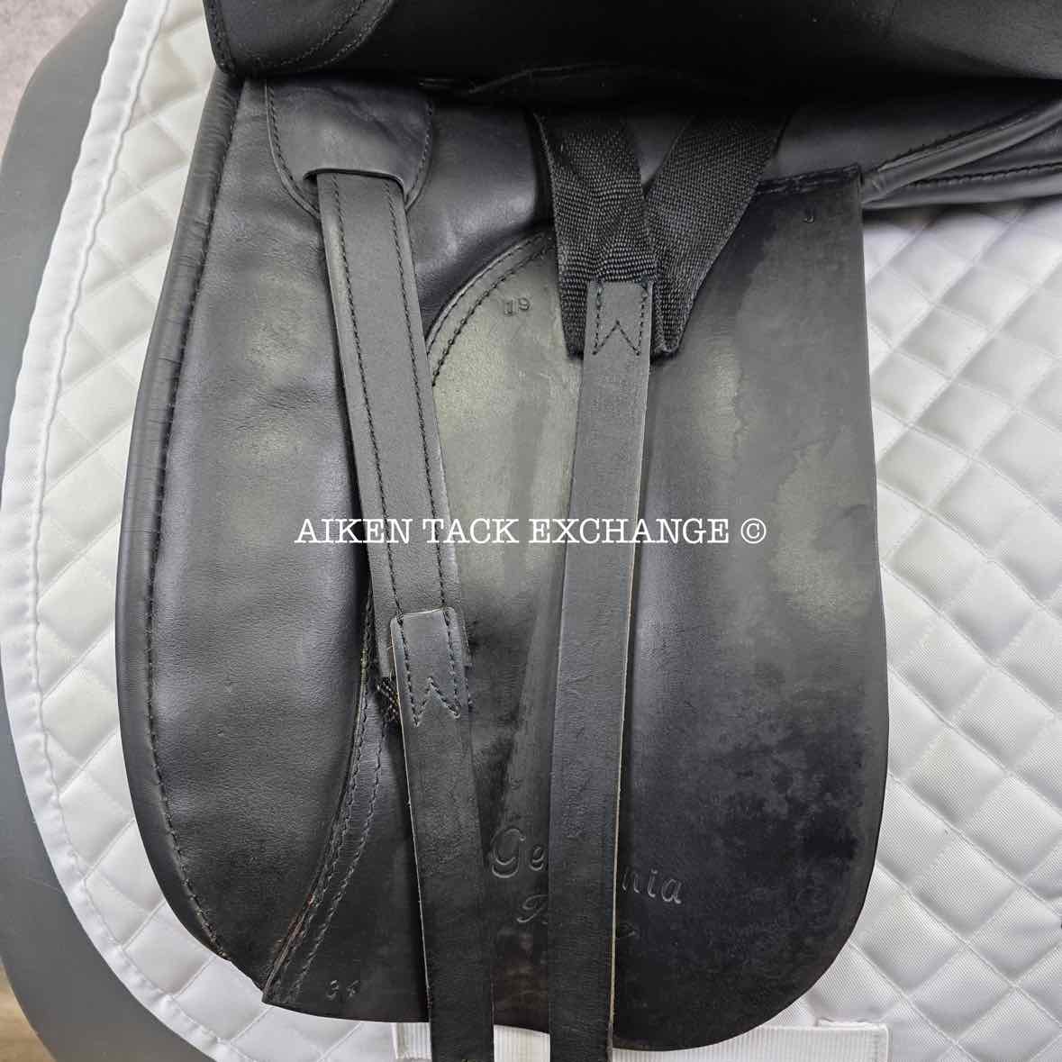 Thornhill Germania Klasse Dressage Saddle, 19" Seat, XX-Wide Hoop Tree, Wool Flocked Panels