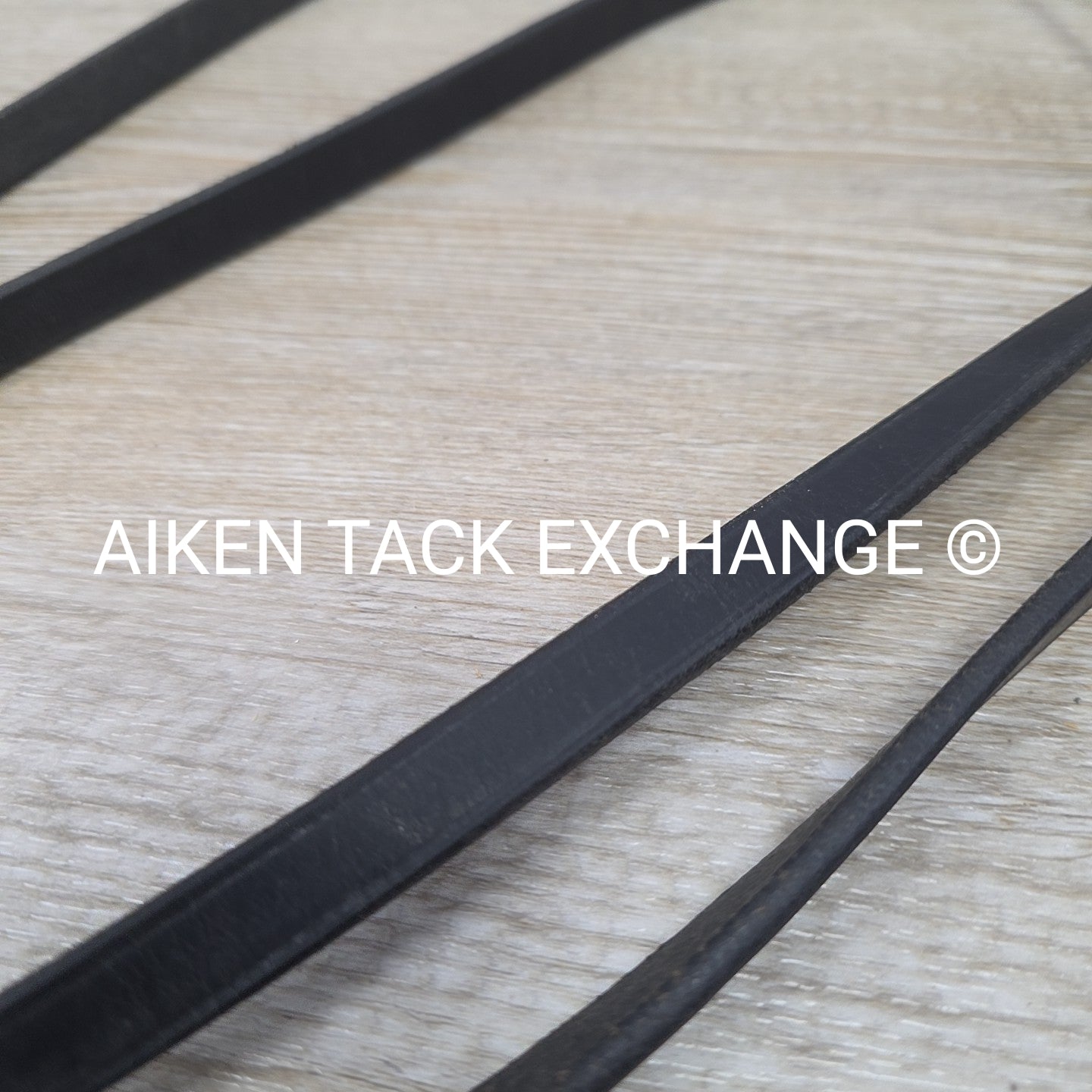 Flat Curb Rein, Black