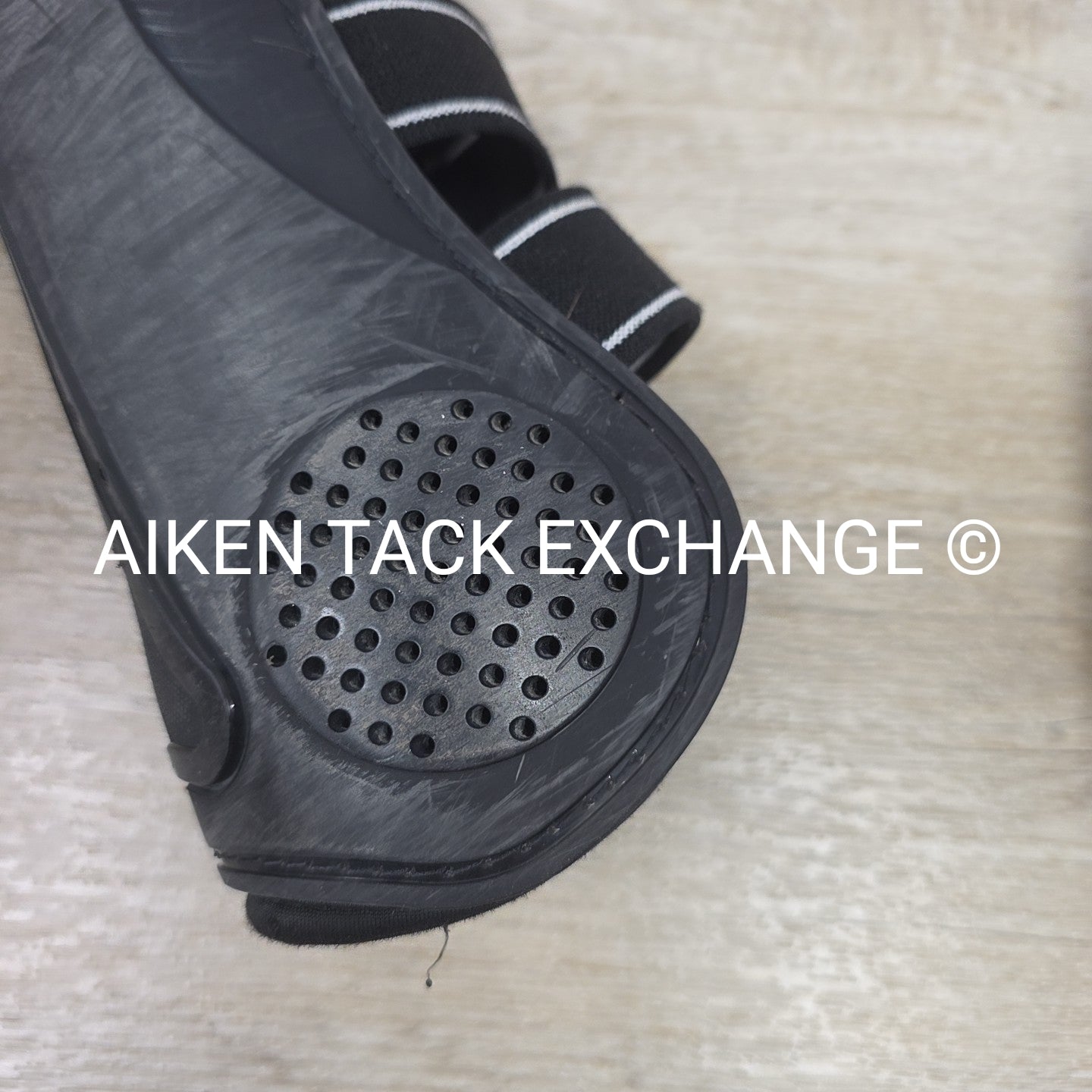 BARGAIN BUNDLE: Back on Track Open Front Boots, Front & Hind Set, Size Cob
