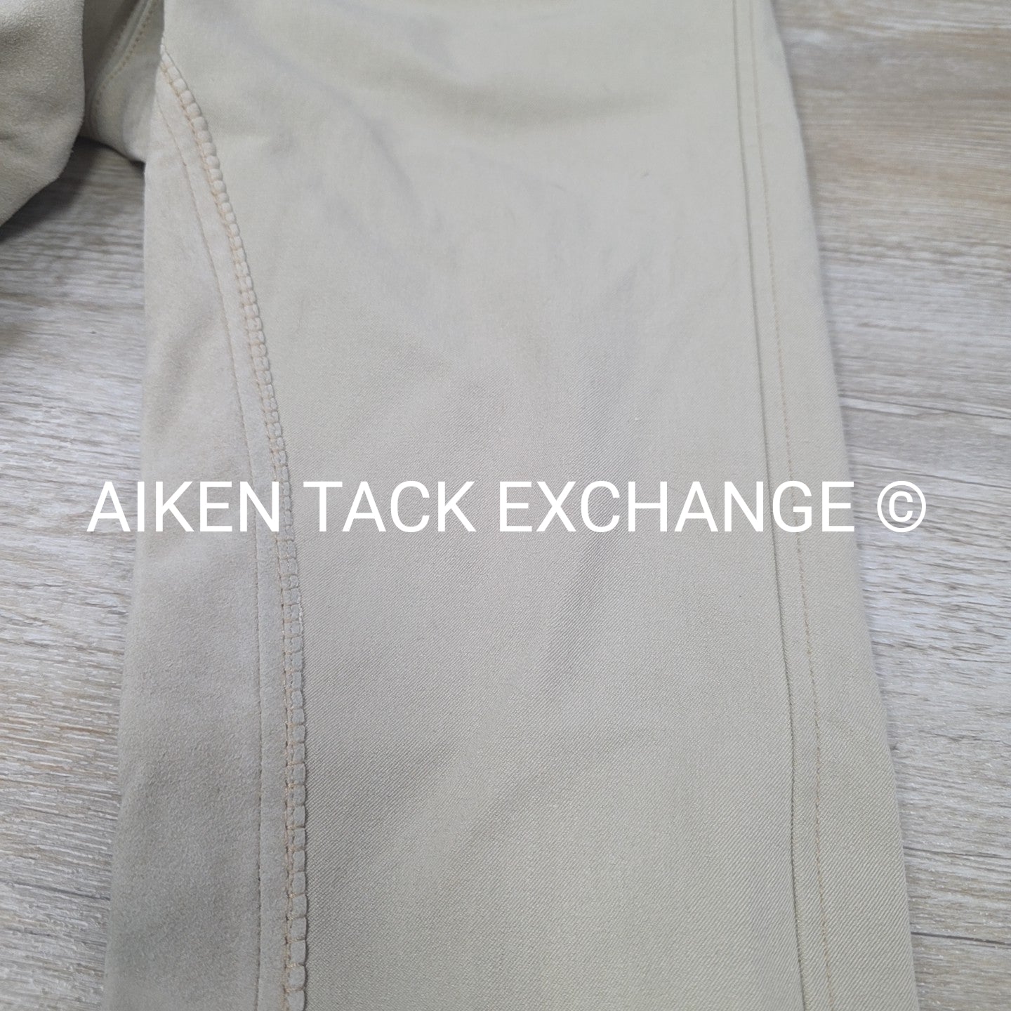 Ovation Slim Secret Full Seat Breeches, Size 32 R