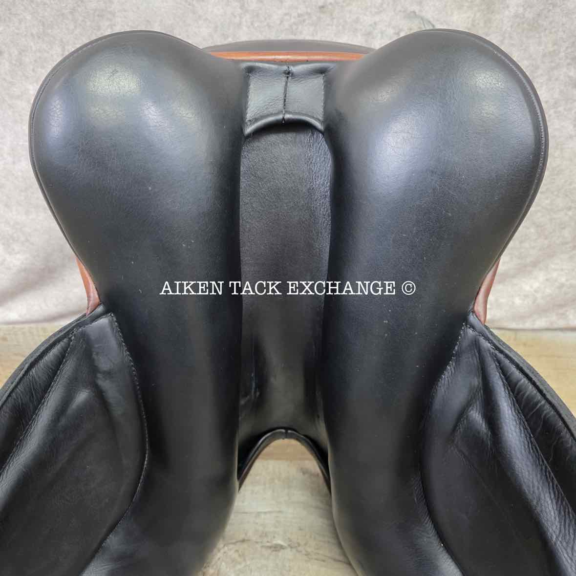 2014 Custom Saddlery Advantage Monoflap Dressage Saddle, 18" Seat, Adjustable Tree, Wool Flocked Panels