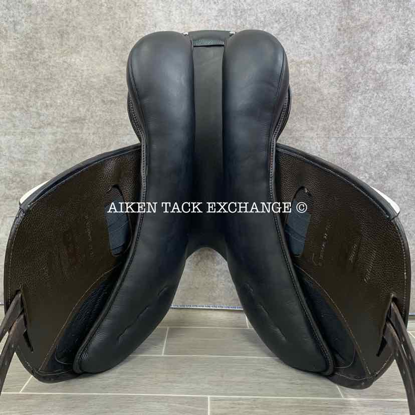 2021 Stubben Zaria Optimum Monoflap Jump Saddle, 17.5" Seat with Biomex, Short Flap, 27 cm Tree - Narrow, Wool Flocked Panels