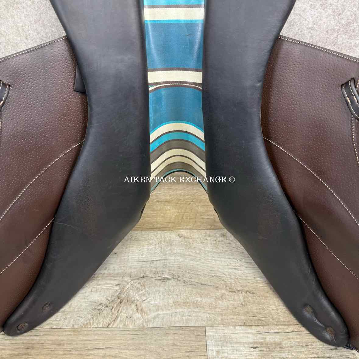 2018 Voltaire Lexington Monoflap Jump Saddle, 18.5" Seat, 2AA Flap, MW/W Tree, FIN Panels, Full Buffalo Leather
