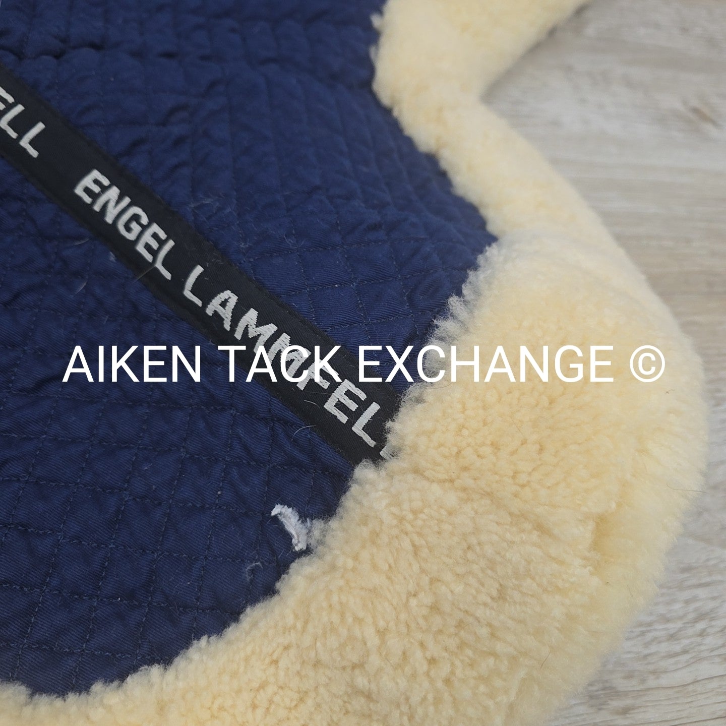 Engel Lammfell Contour Dressage Saddle Pad with Full Rolled Edges
