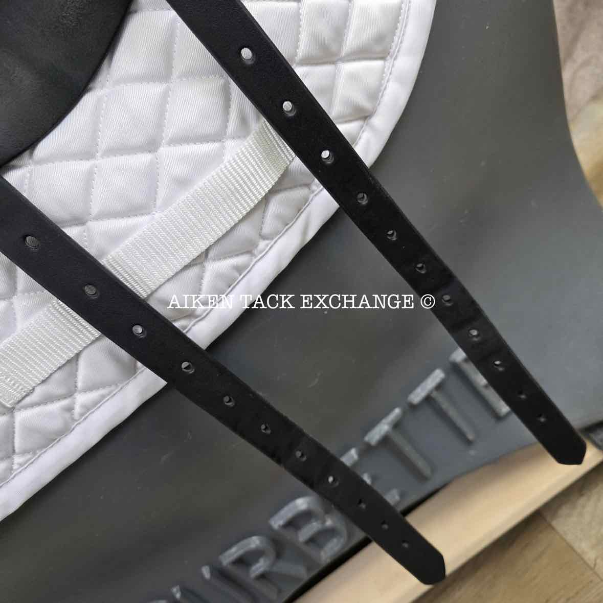 2004 Custom Saddlery Advantage Dressage Saddle, 17.5" Seat, Adjustable Tree, Wool Flocked Panels